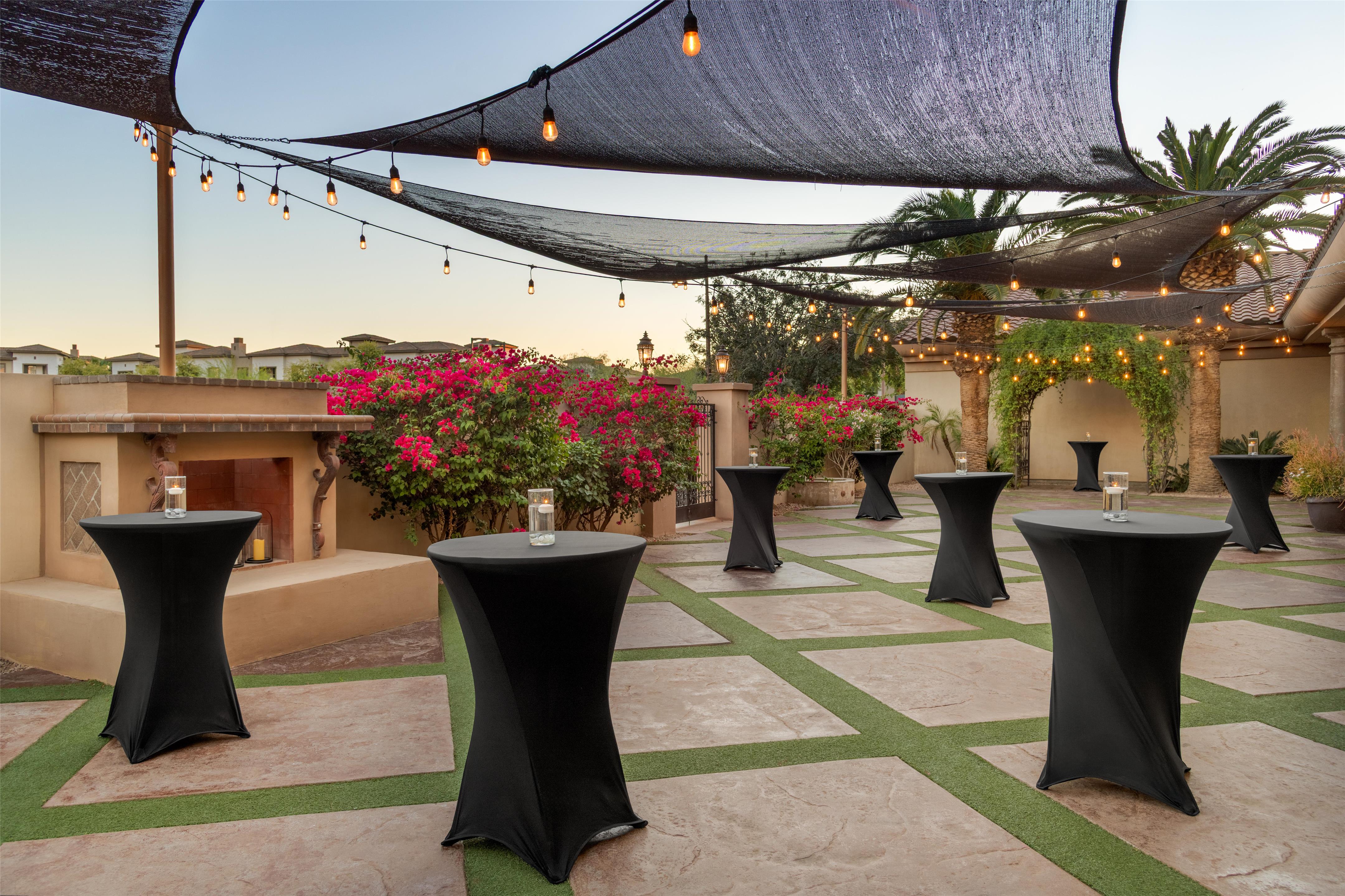 Exterior | DoubleTree by Hilton Phoenix - Gilbert