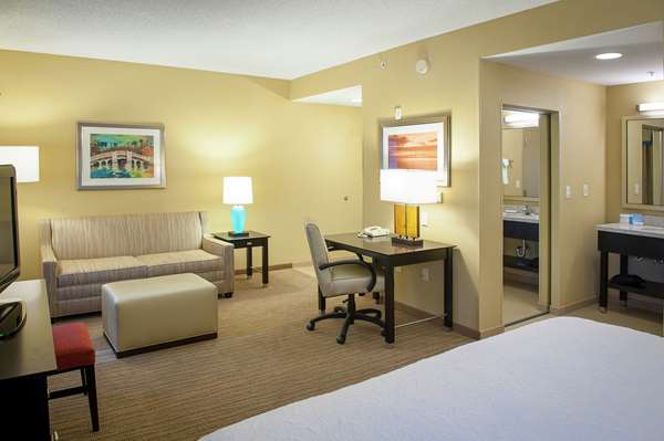  - Hampton Inn & Suites Downtown St Petersburg