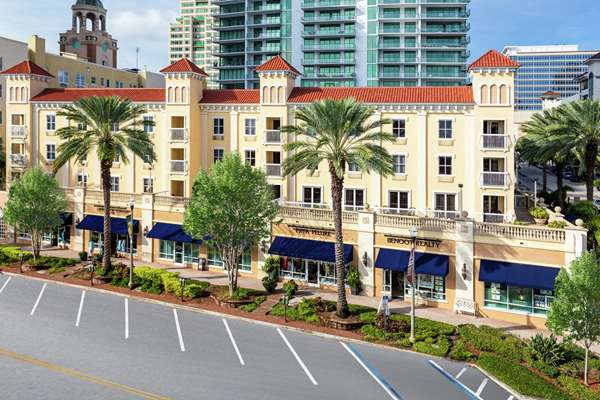 Exterior view - Hampton Inn & Suites Downtown St Petersburg