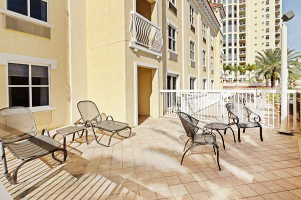 Exterior view - Hampton Inn & Suites Downtown St Petersburg