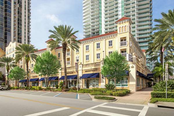 Exterior view - Hampton Inn & Suites Downtown St Petersburg
