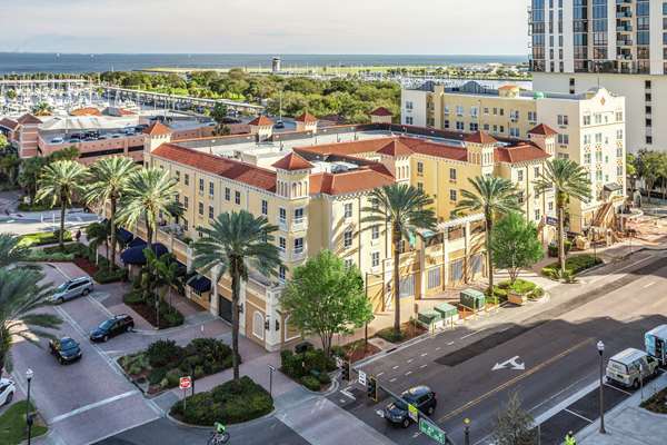 Exterior view - Hampton Inn & Suites Downtown St Petersburg