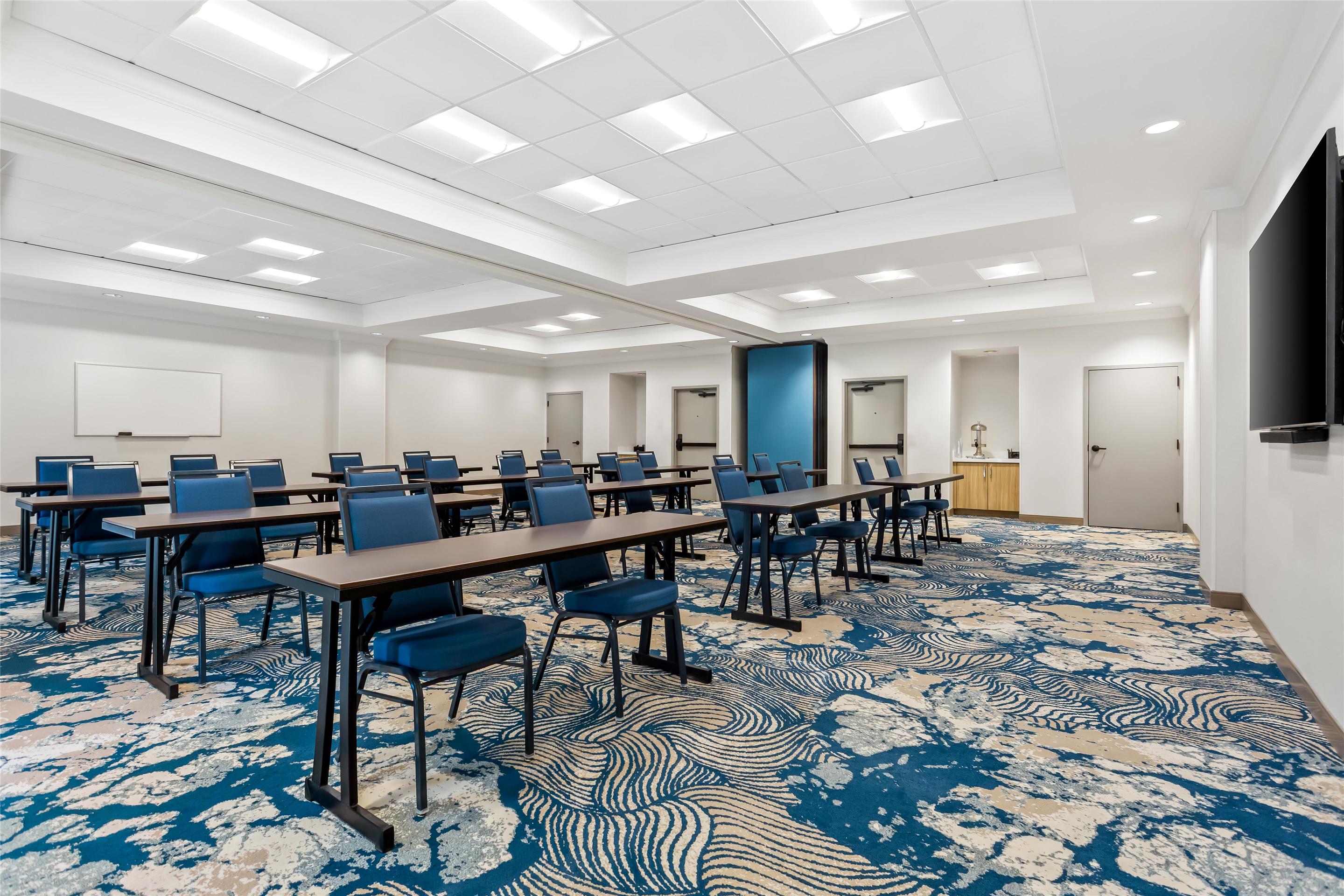 Meeting Room | Hampton Inn & Suites St. Petersburg/Downtown
