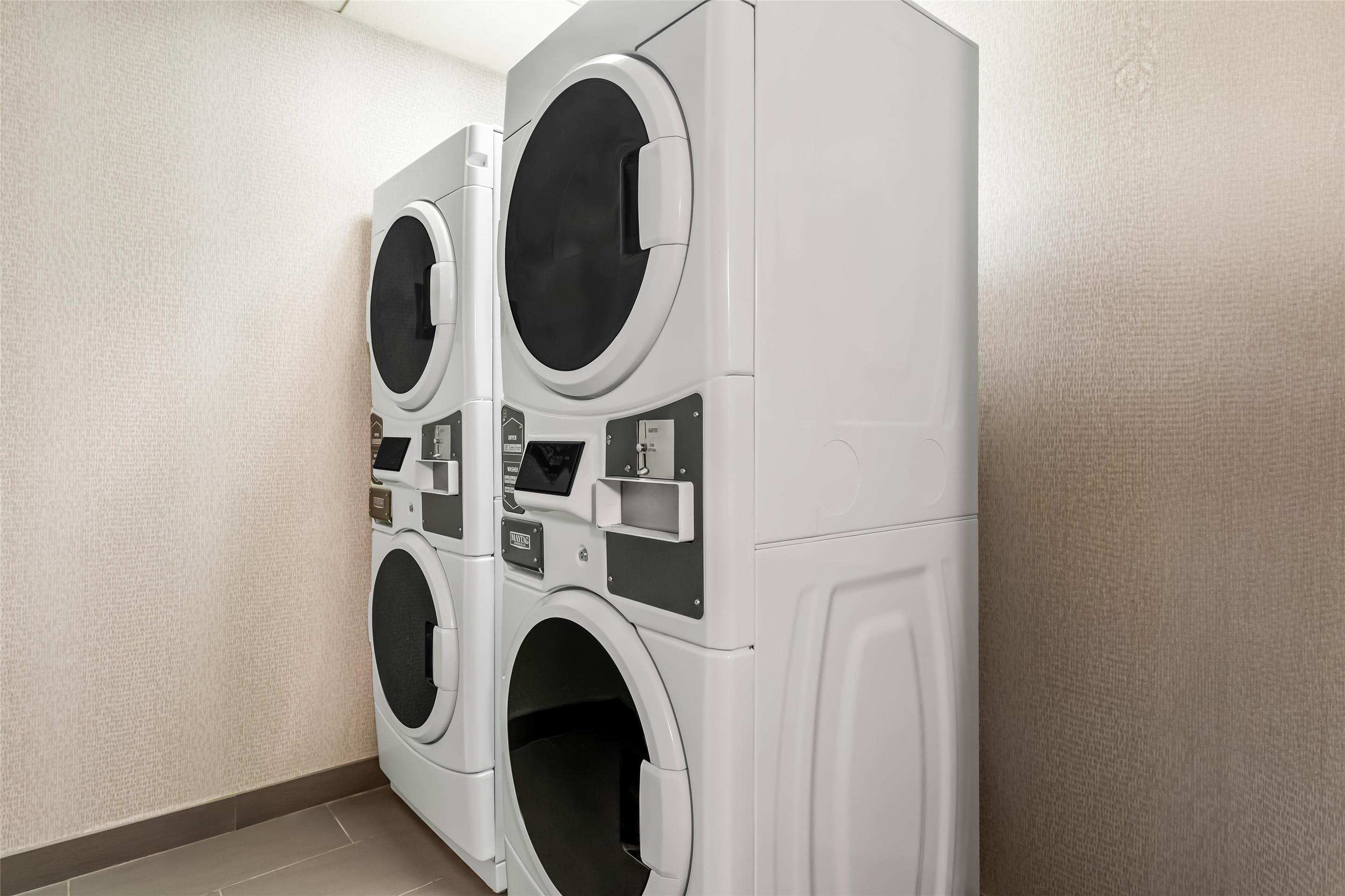 Laundry | Hampton Inn & Suites St. Petersburg/Downtown