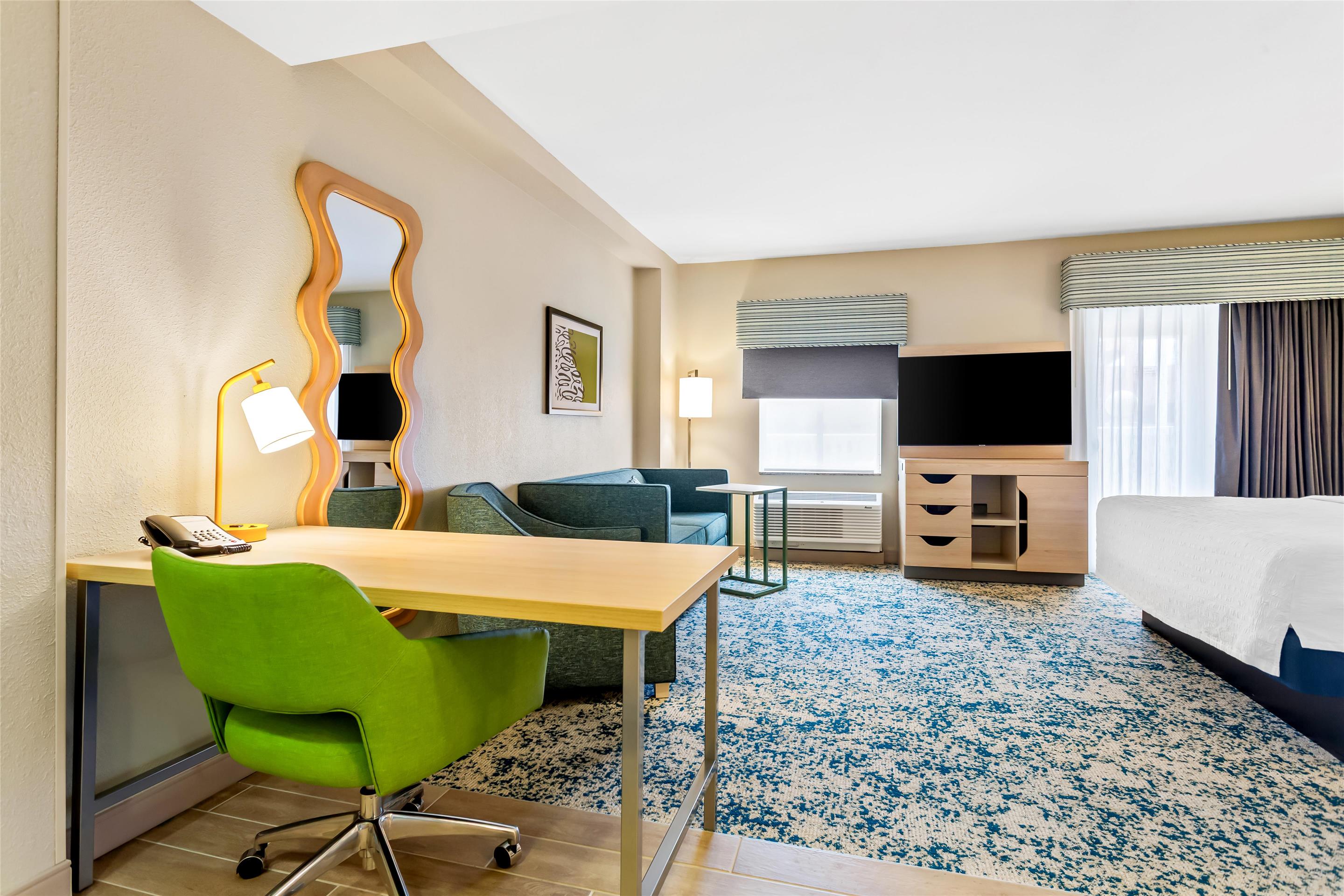 Guest room
