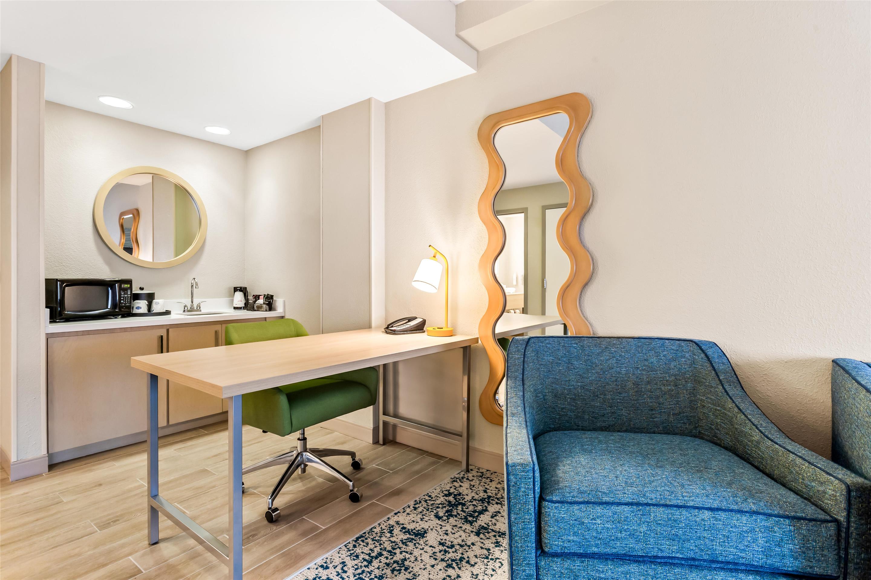 Guest room