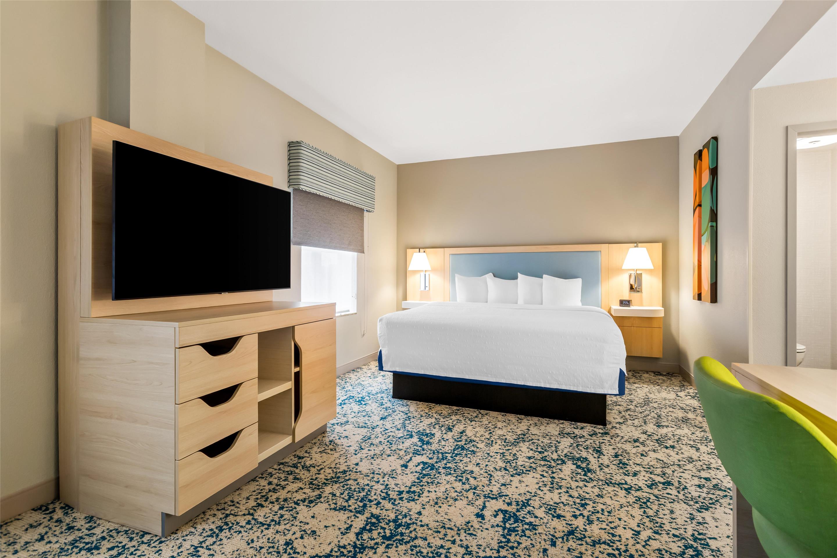 Guest room