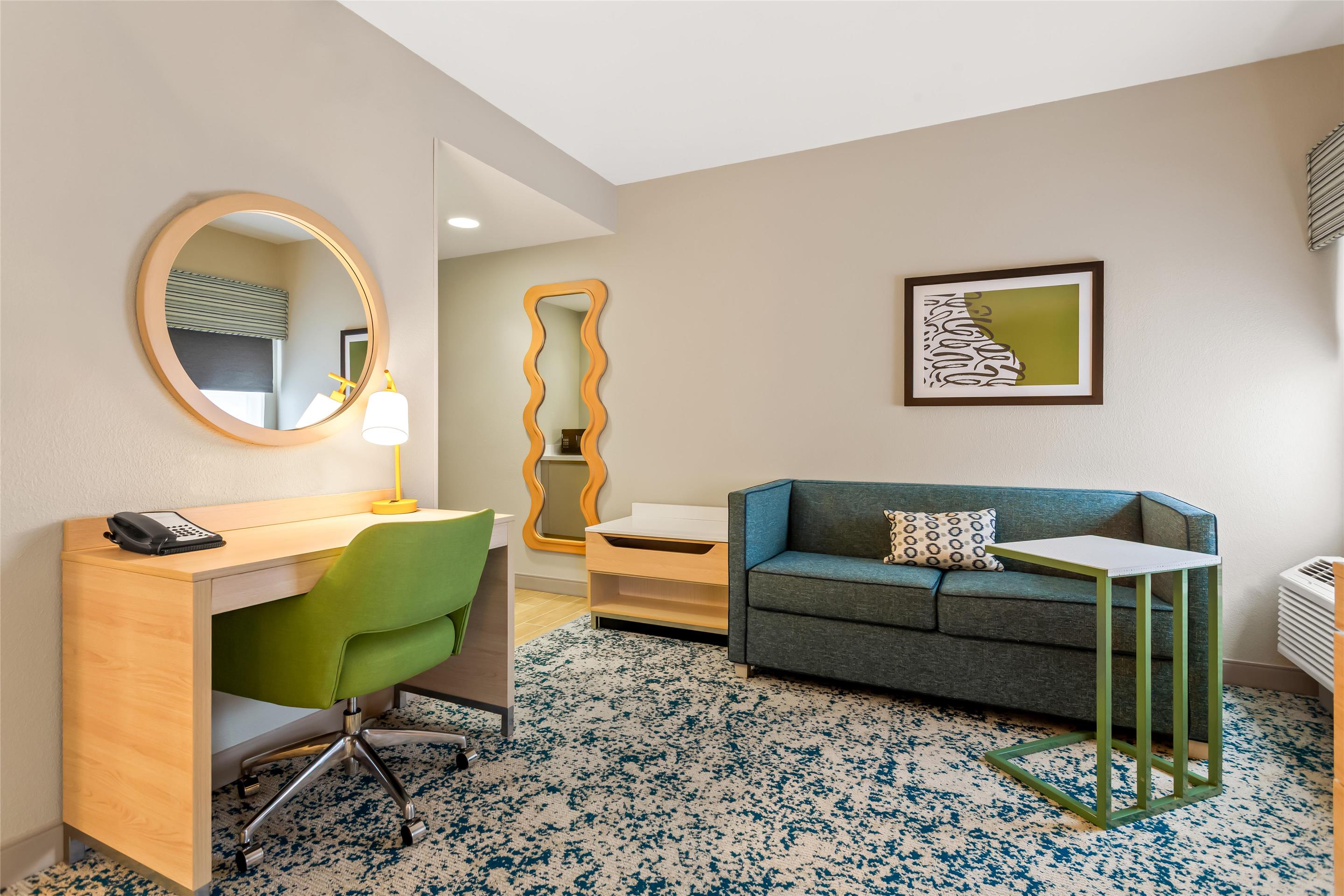 Guest room