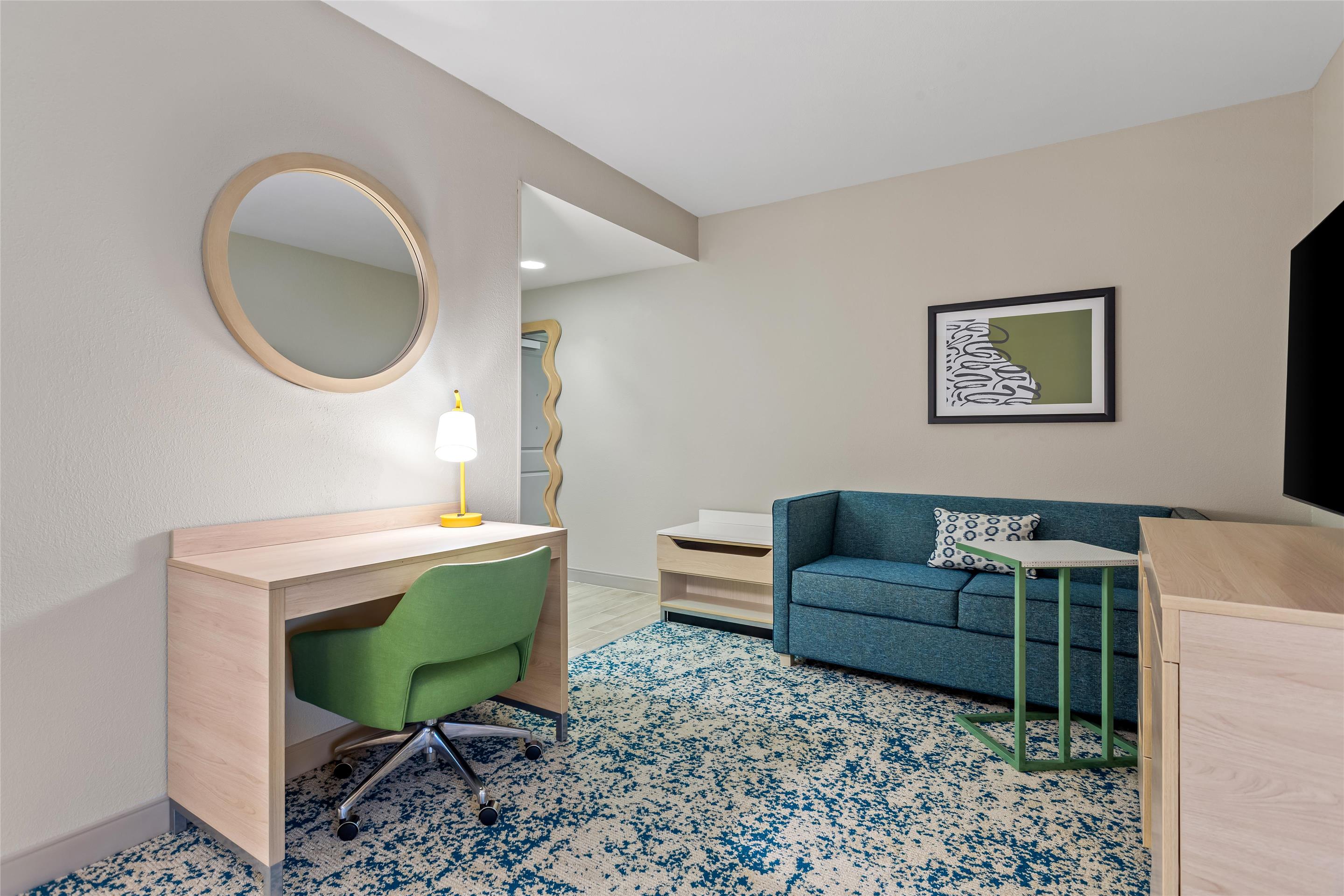 Guest room
