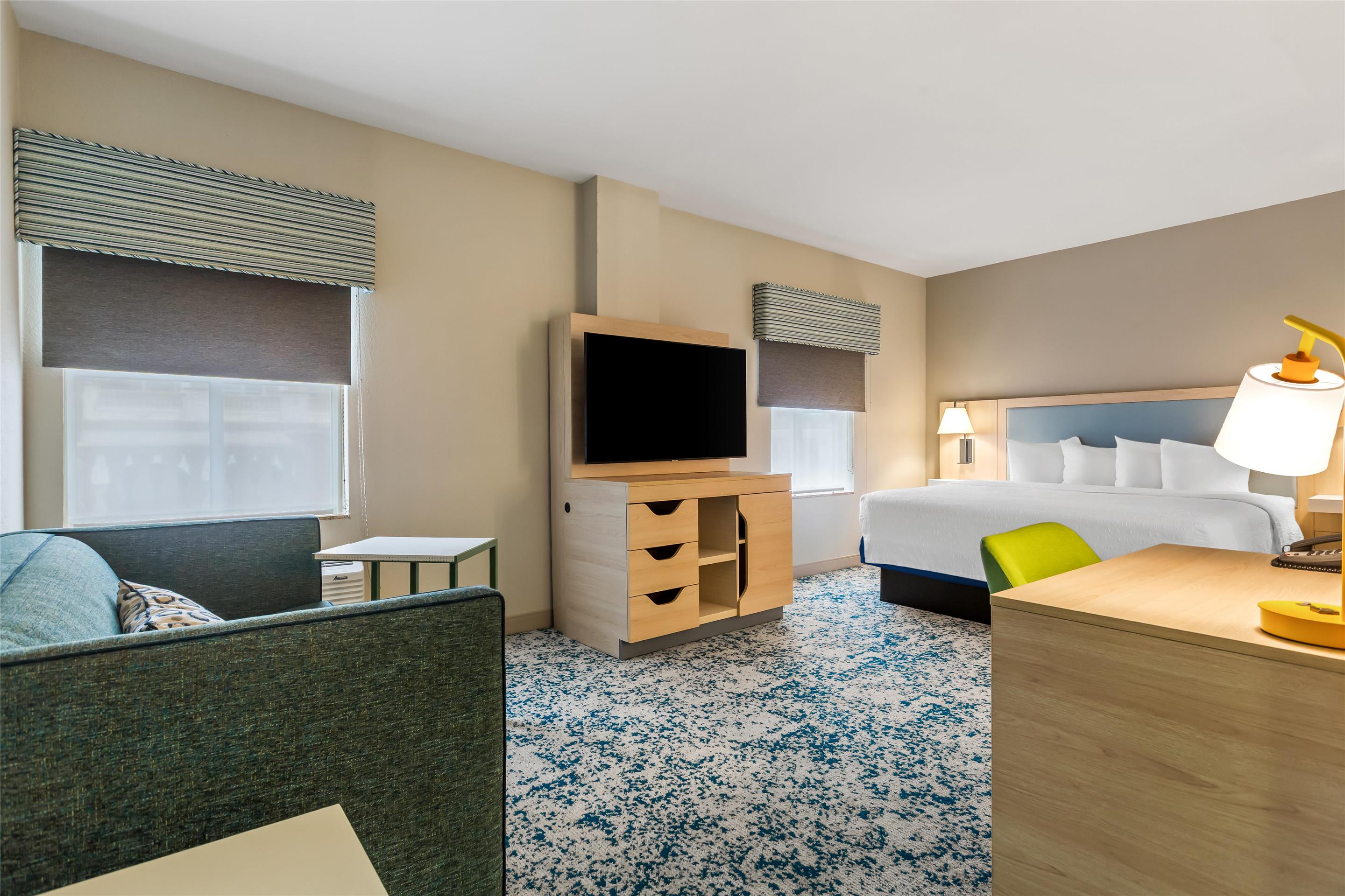 Guest room