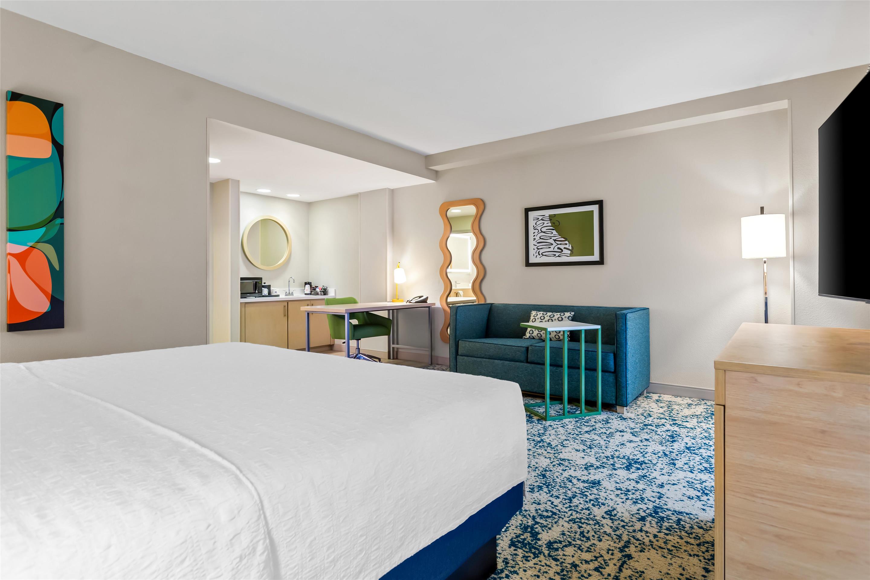 Guest room