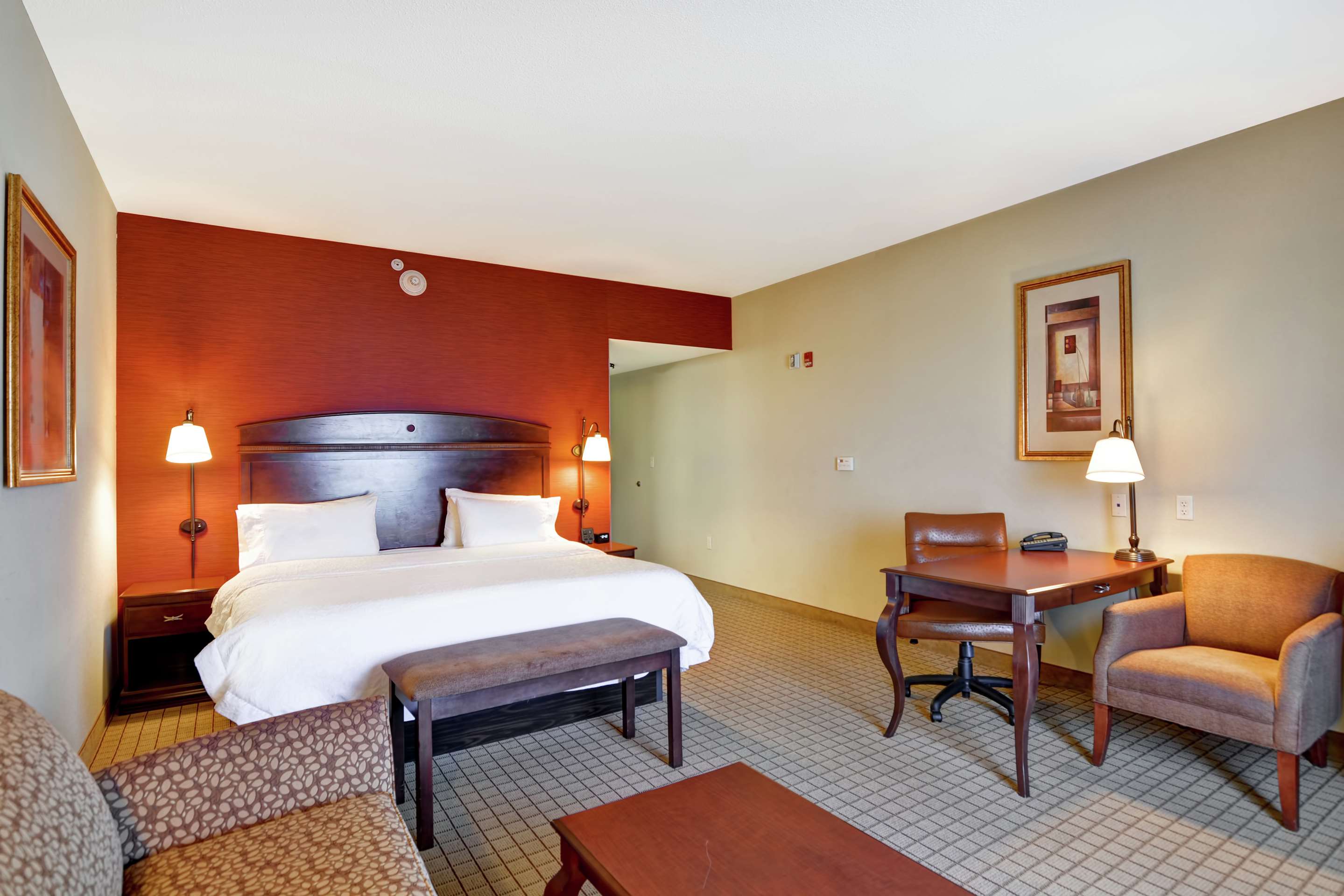 Guest room