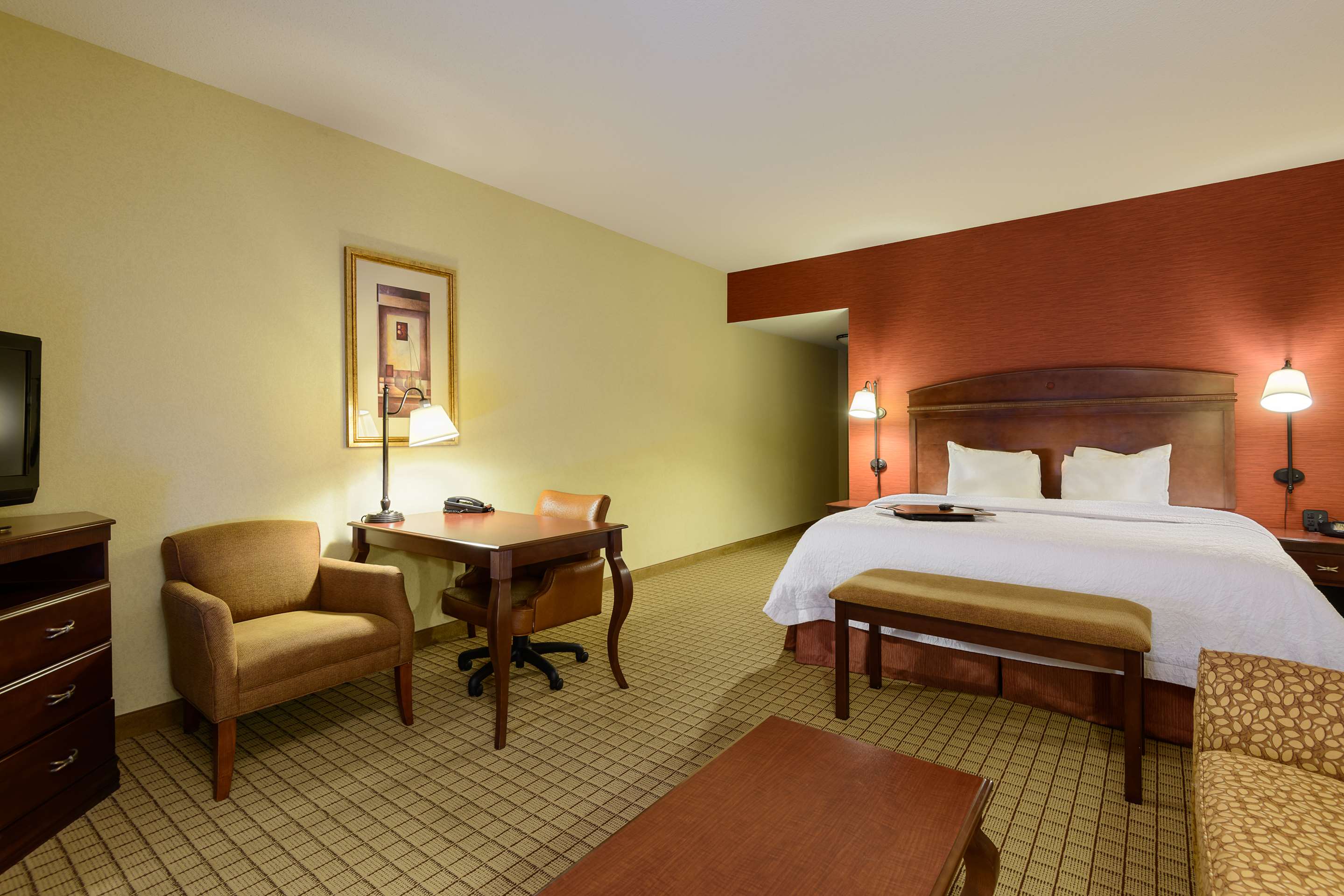 Guest room
