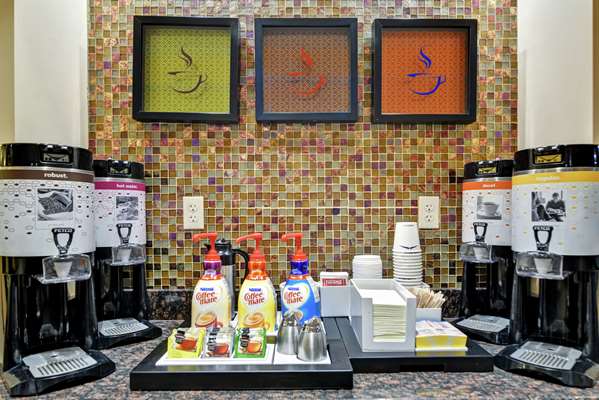 Amenities - Hampton Inn & Suites Grand Prairie Peoria