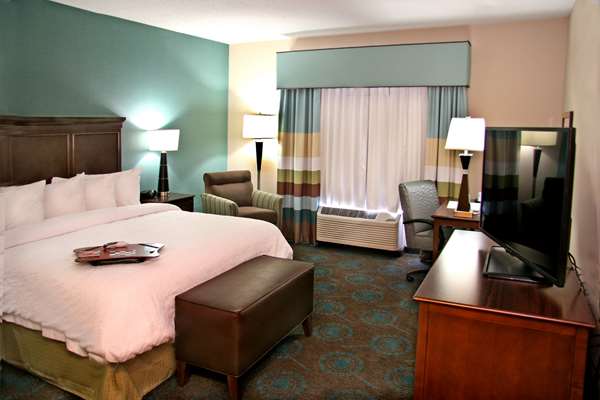  - Hampton Inn Bridgeville - I-79, Exit 54