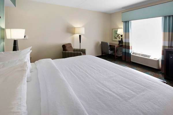  - Hampton Inn Bridgeville - I-79, Exit 54