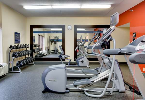 Fitness/ Exercise Room - Hampton Inn Green Tree Pittsburgh