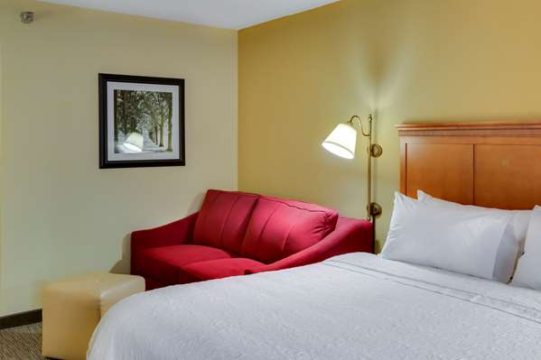  - Hampton Inn Green Tree Pittsburgh