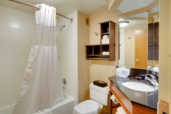  - Hampton Inn Green Tree Pittsburgh