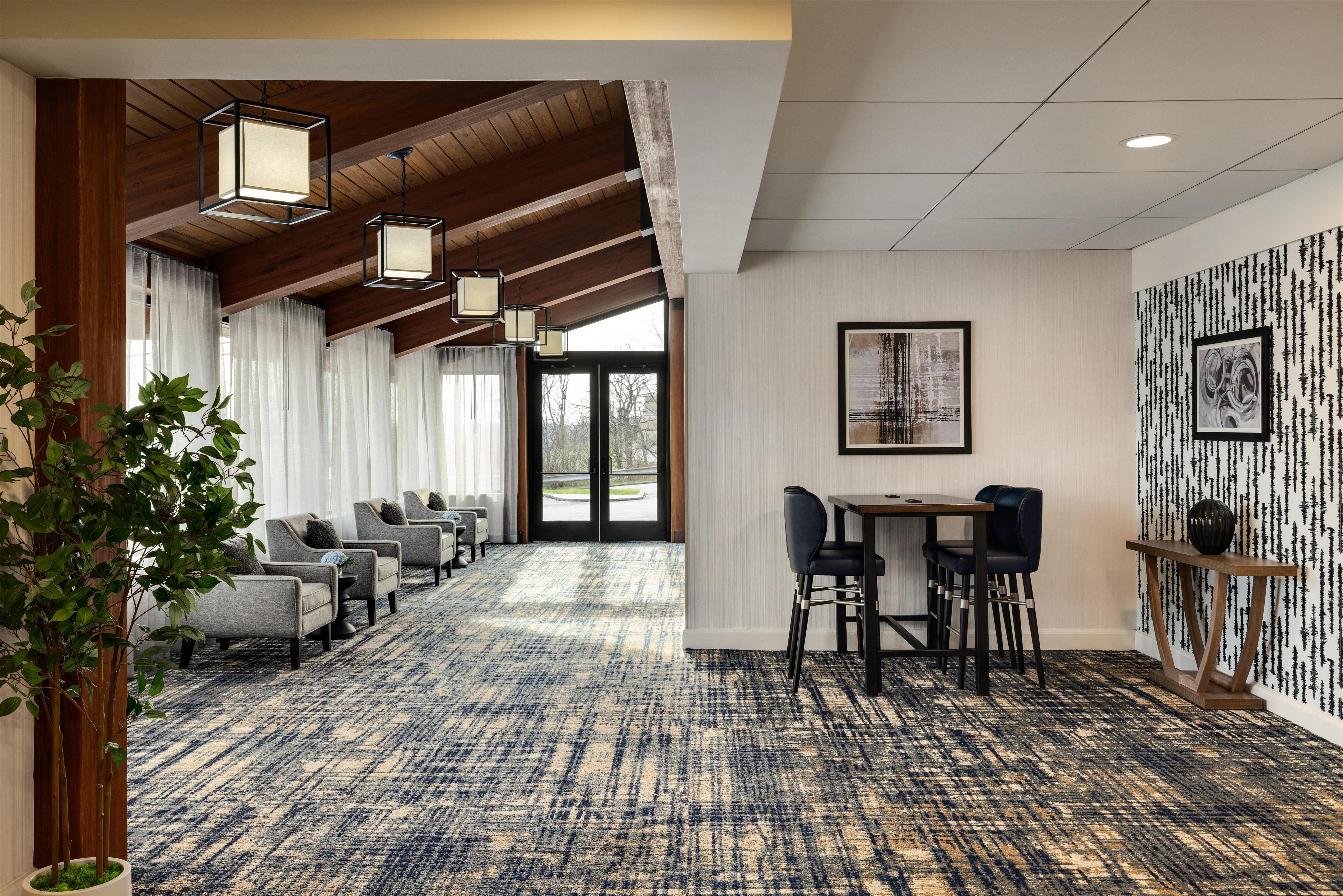 Meeting Room | DoubleTree by Hilton Pittsburgh - Green Tree