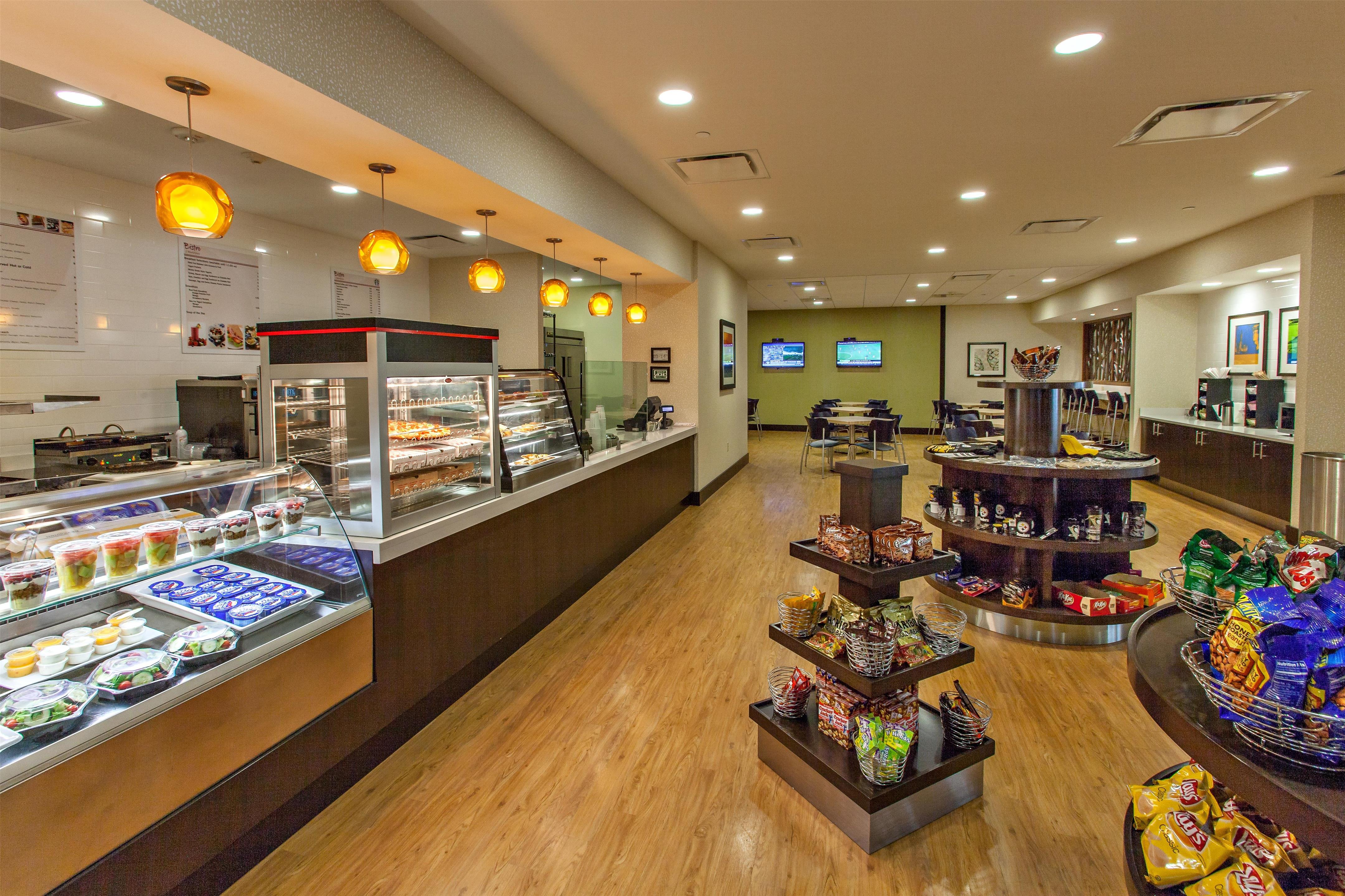 Restaurant | DoubleTree by Hilton Pittsburgh - Green Tree