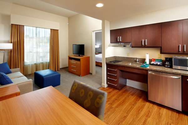  - Homewood Suites by Hilton Pittsburgh Airport Moon Township