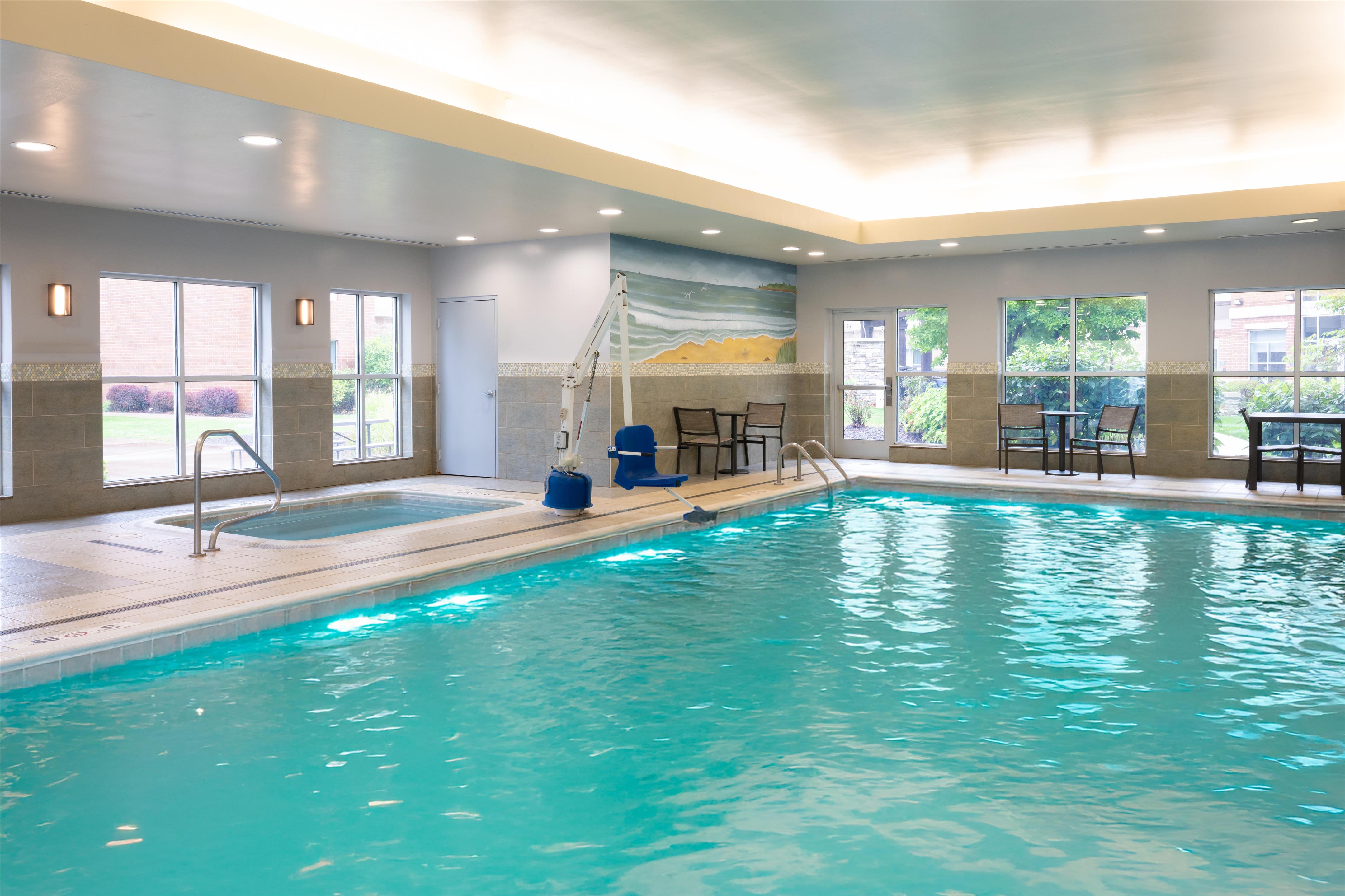 Pool | Homewood Suites by Hilton Pittsburgh Southpointe