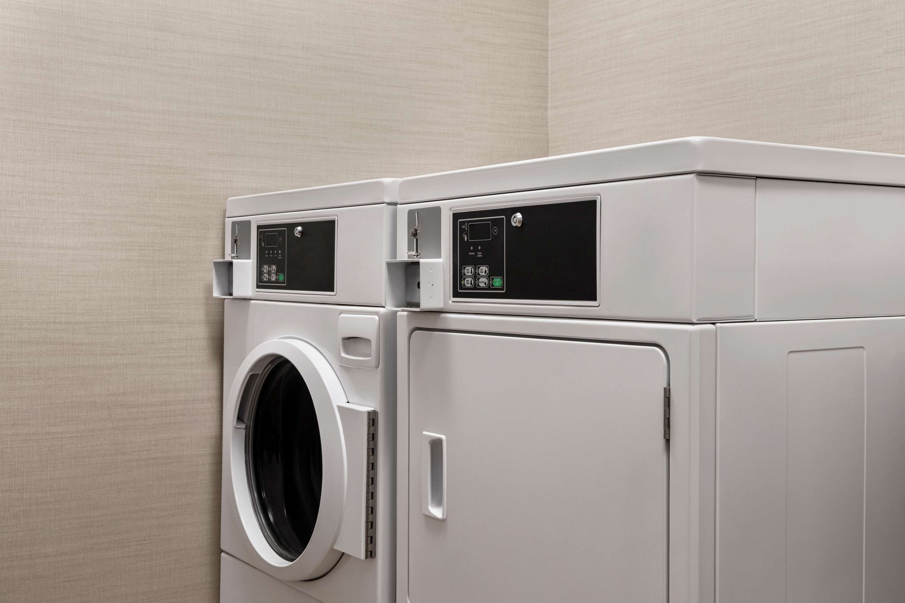 Laundry | Hampton Inn & Suites Pittsburgh/Waterfront-West Homestead