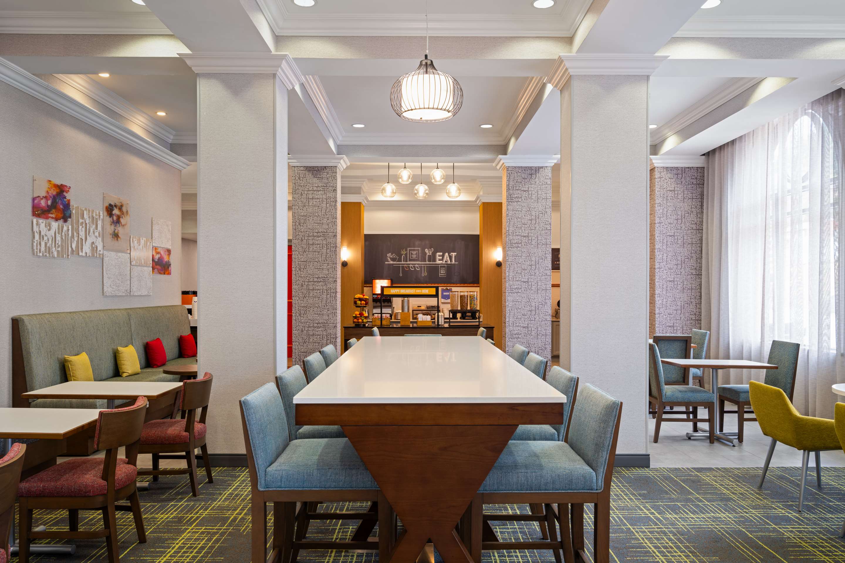 Breakfast Area | Hampton Inn Pikeville