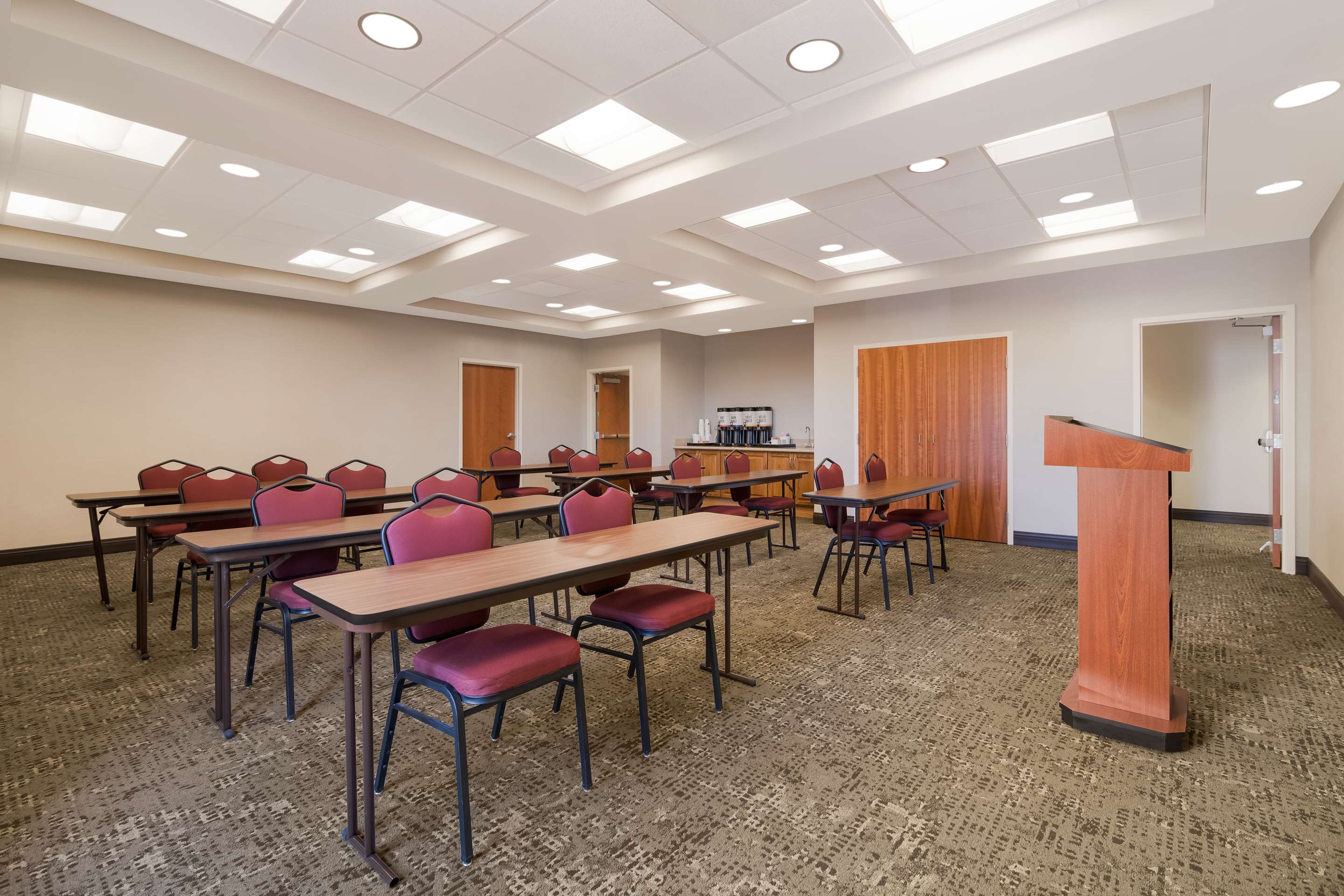 Meeting Room | Hampton Inn & Suites Plattsburgh