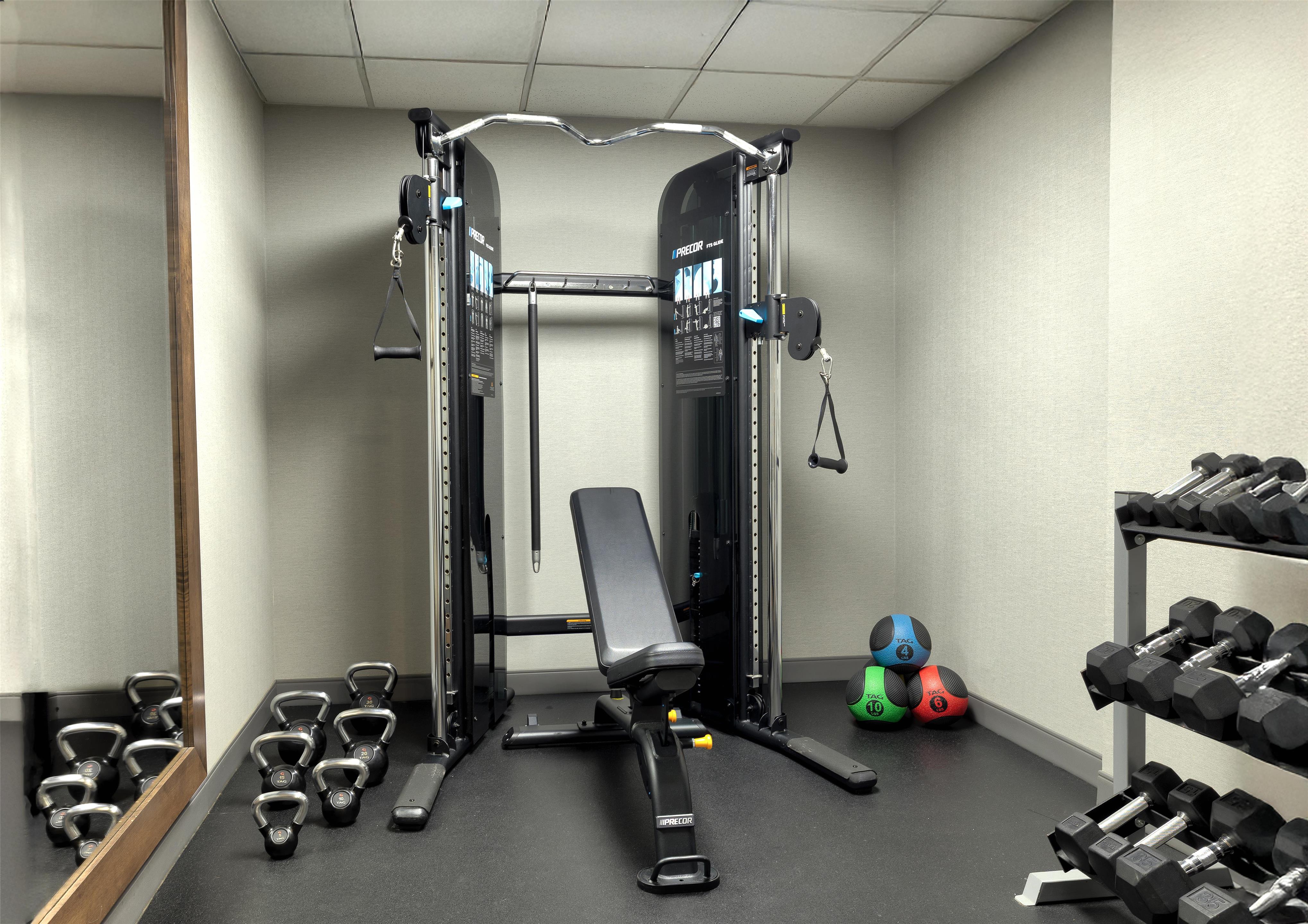 Health club fitness center gym | Hampton Inn & Suites Palm Desert