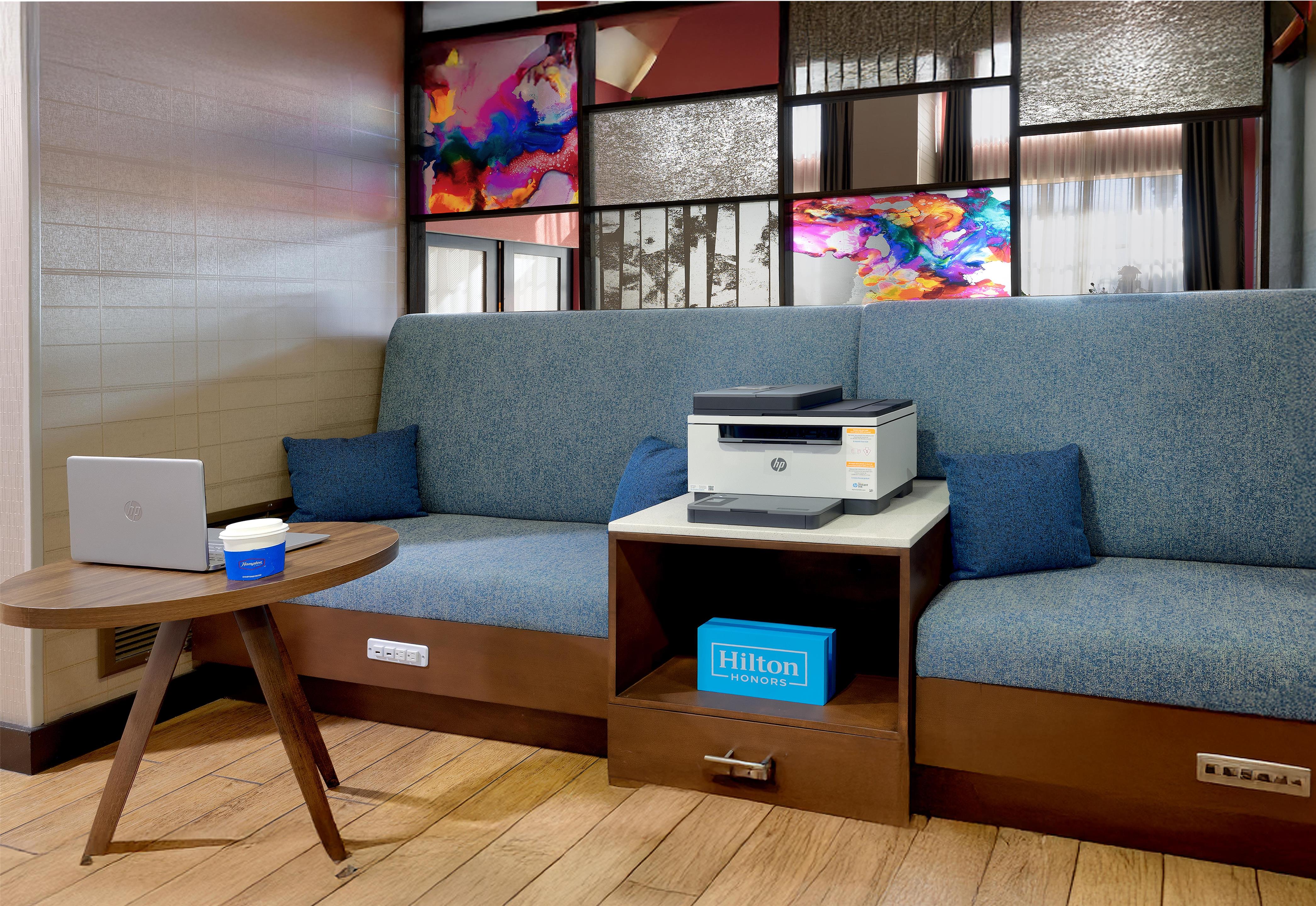Business Center | Hampton Inn & Suites Palm Desert