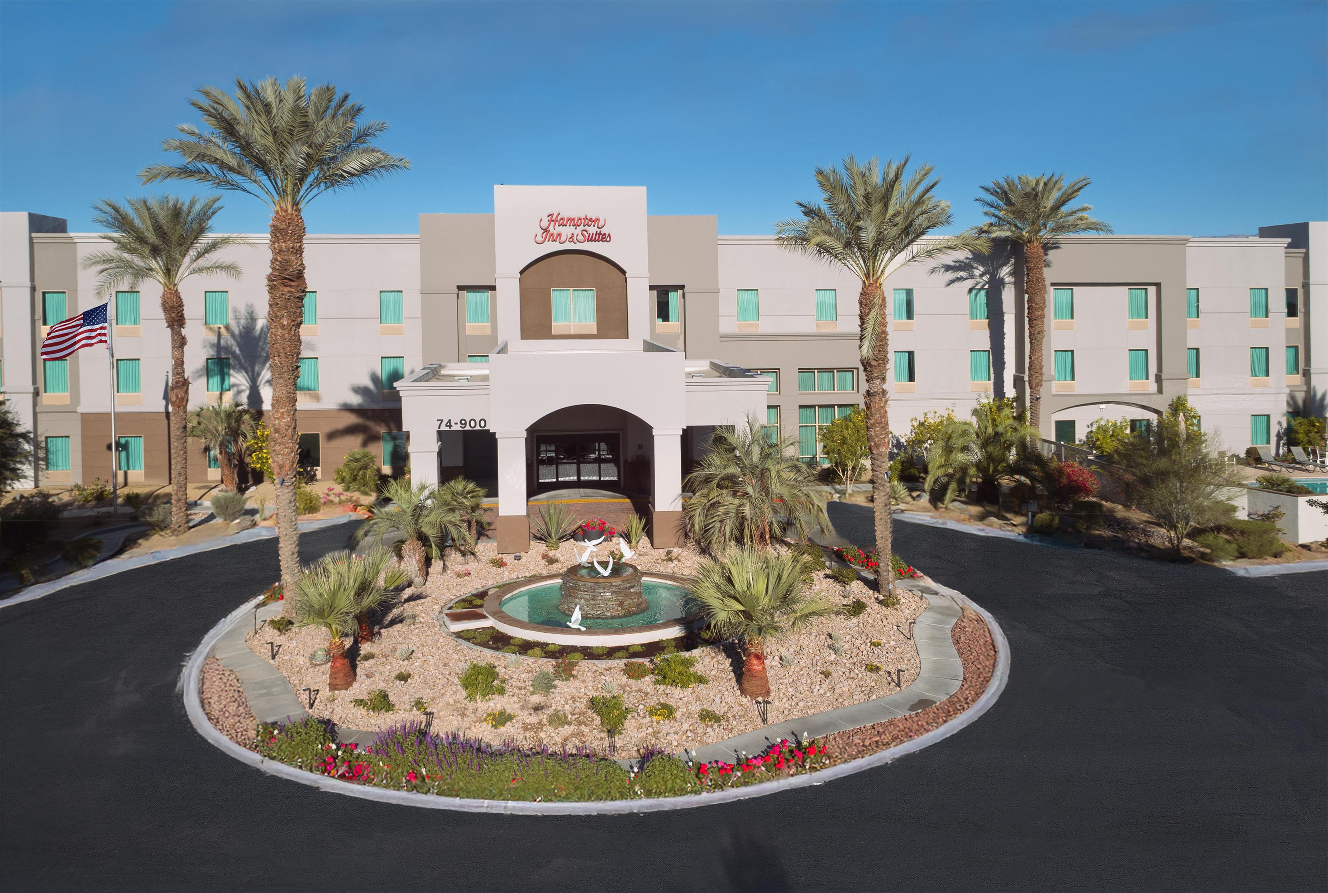 Exterior | Hampton Inn & Suites Palm Desert