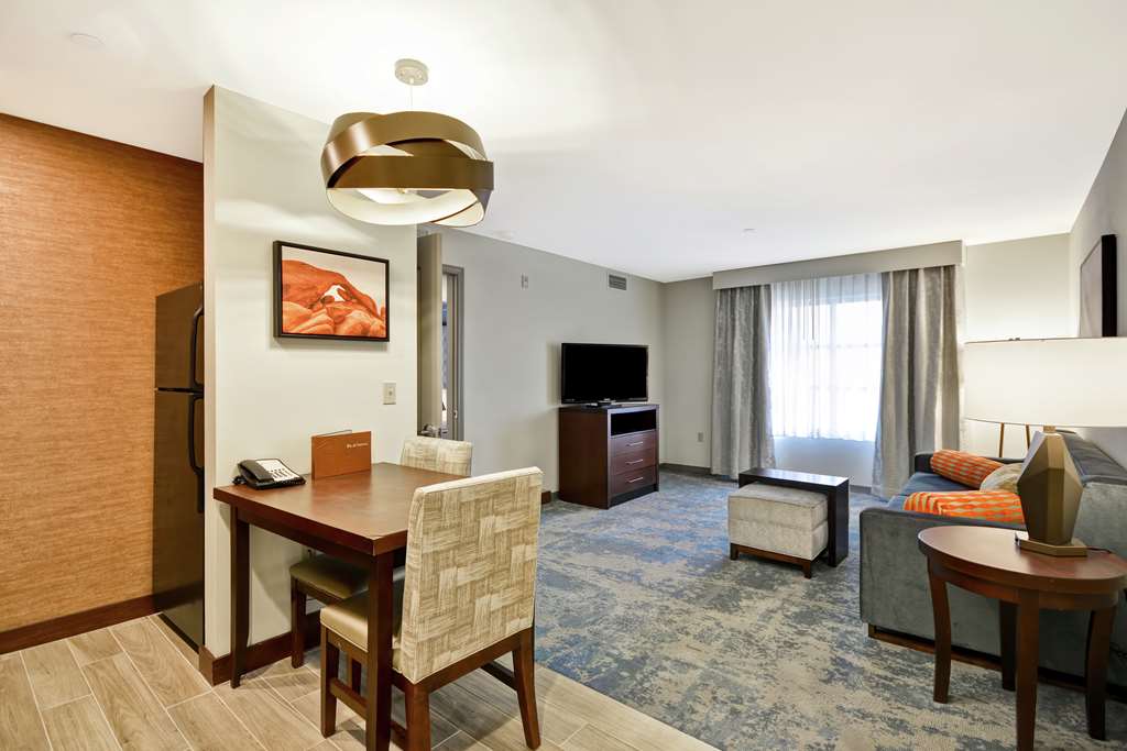 Homewood Suites by Hilton Palm Desert - Tap to explore photos