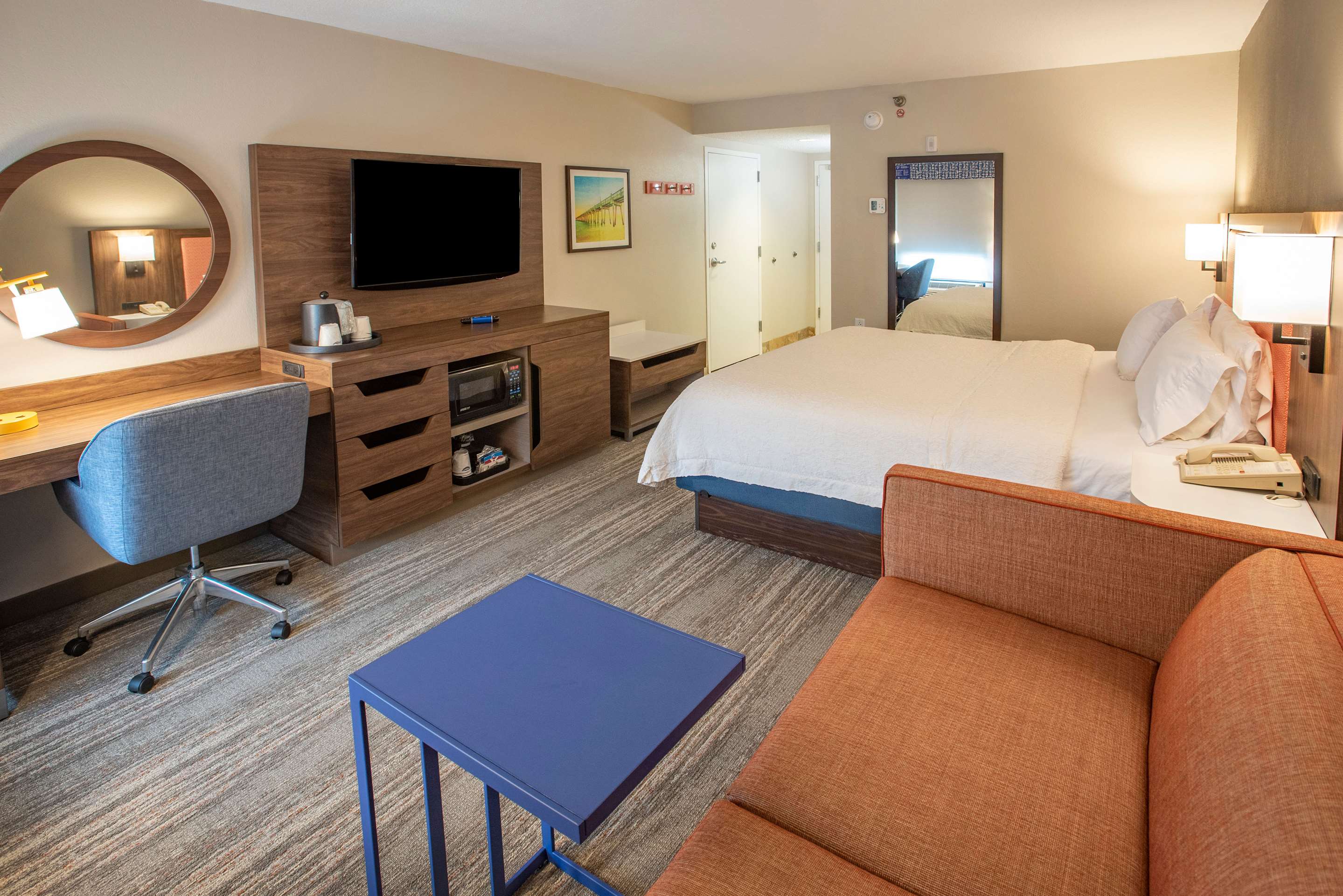 Guest room