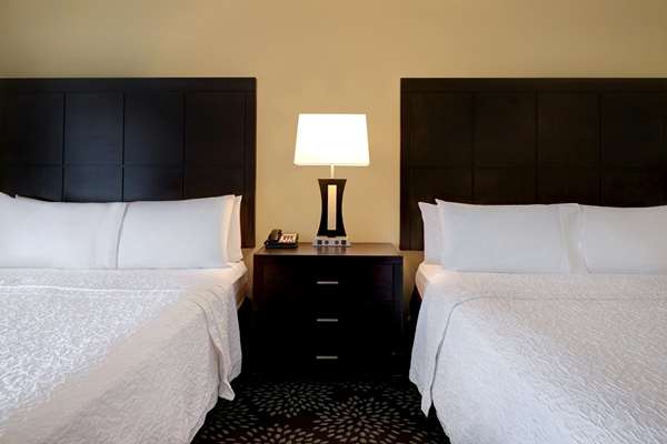 - Hampton Inn & Suites Gulf Breeze
