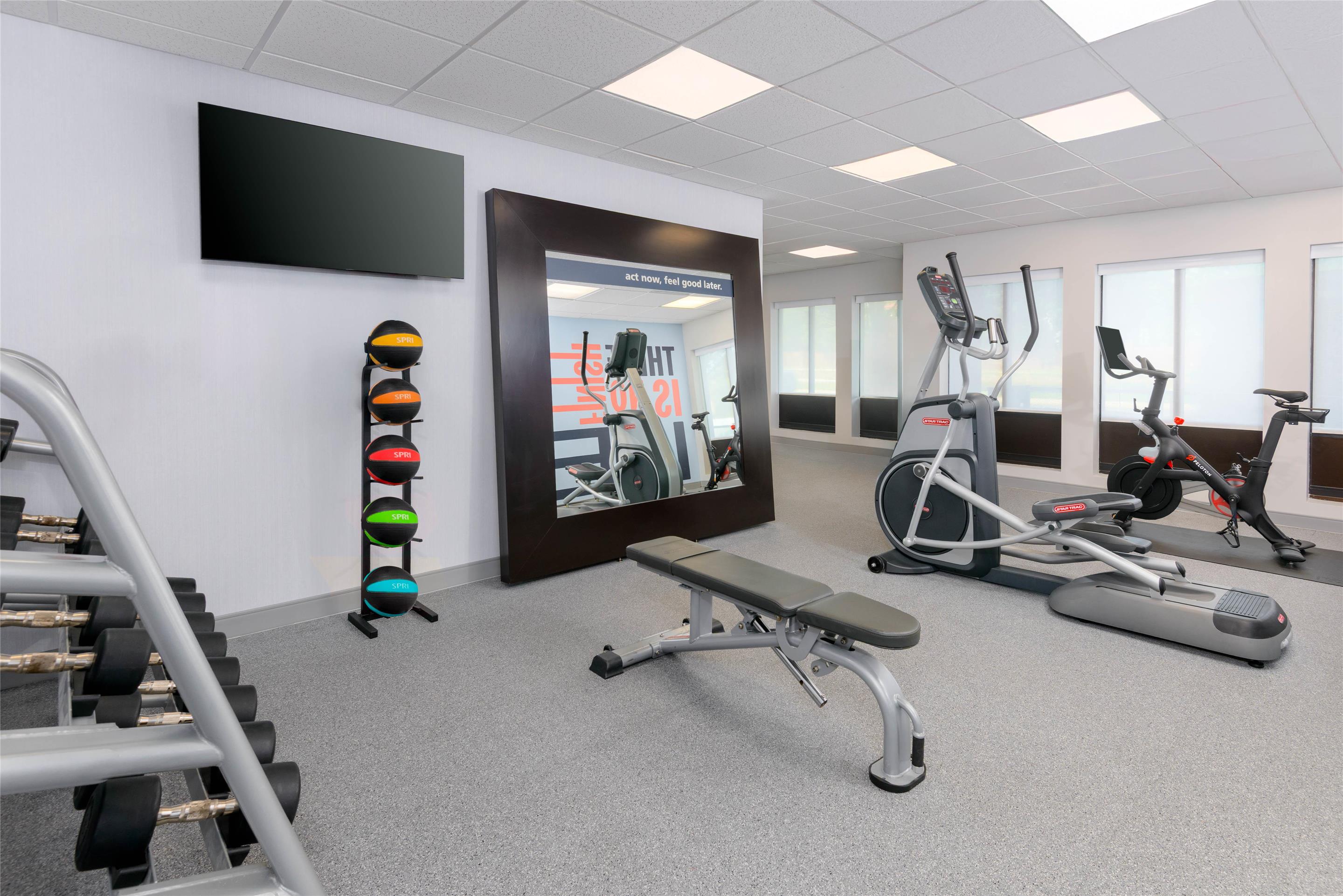 Health club fitness center gym | Hampton Inn & Suites Pensacola/Gulf Breeze