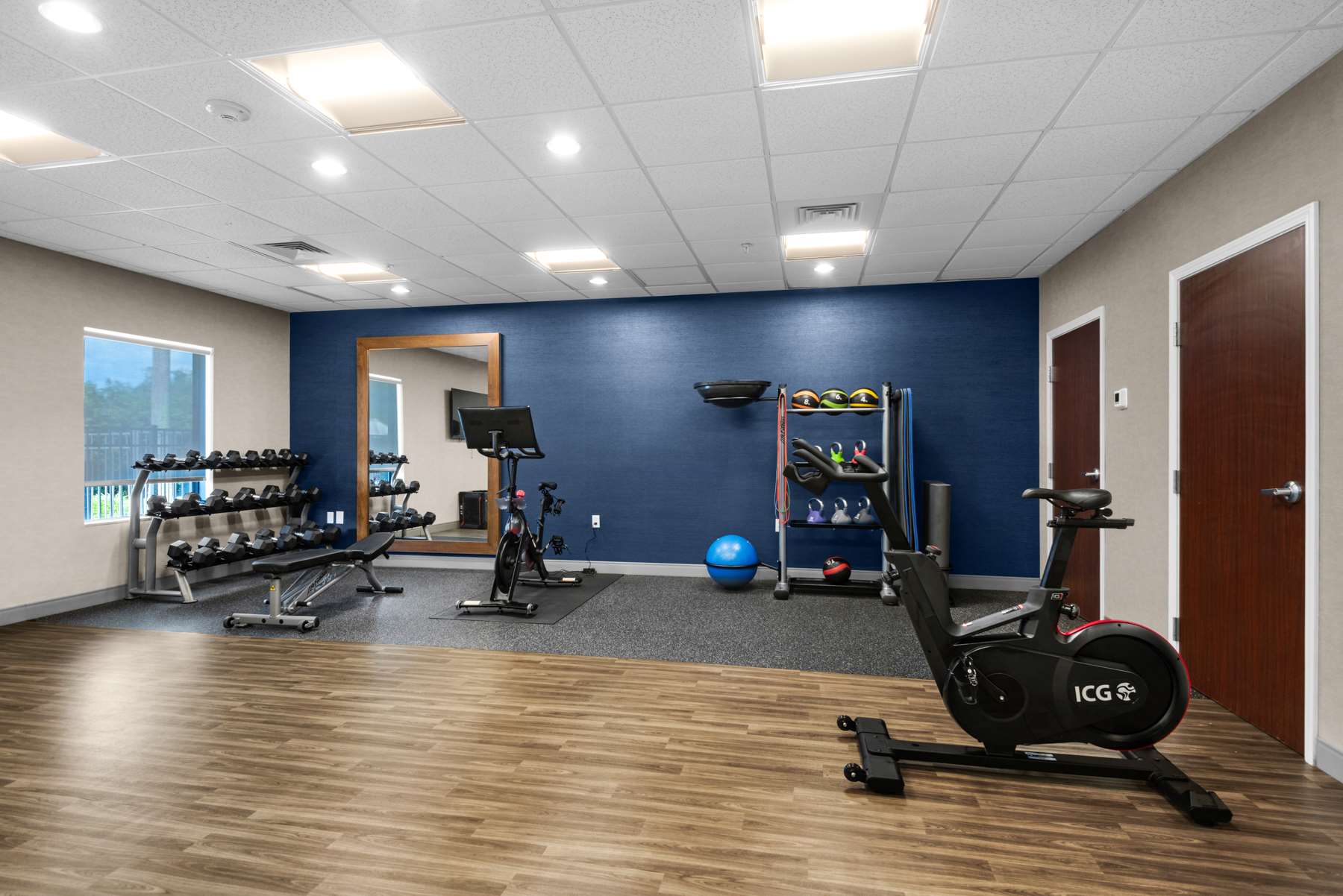 Health club fitness center gym | Hampton Inn & Suites Pensacola I-10 N at Univ. Town Plaza