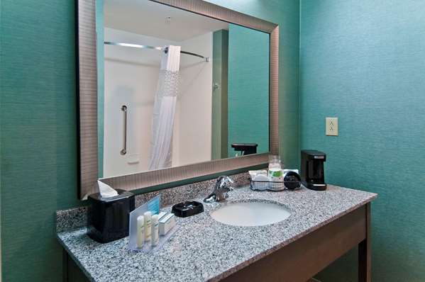  - Hampton Inn & Suites Pensacola - I-10, Exit 7