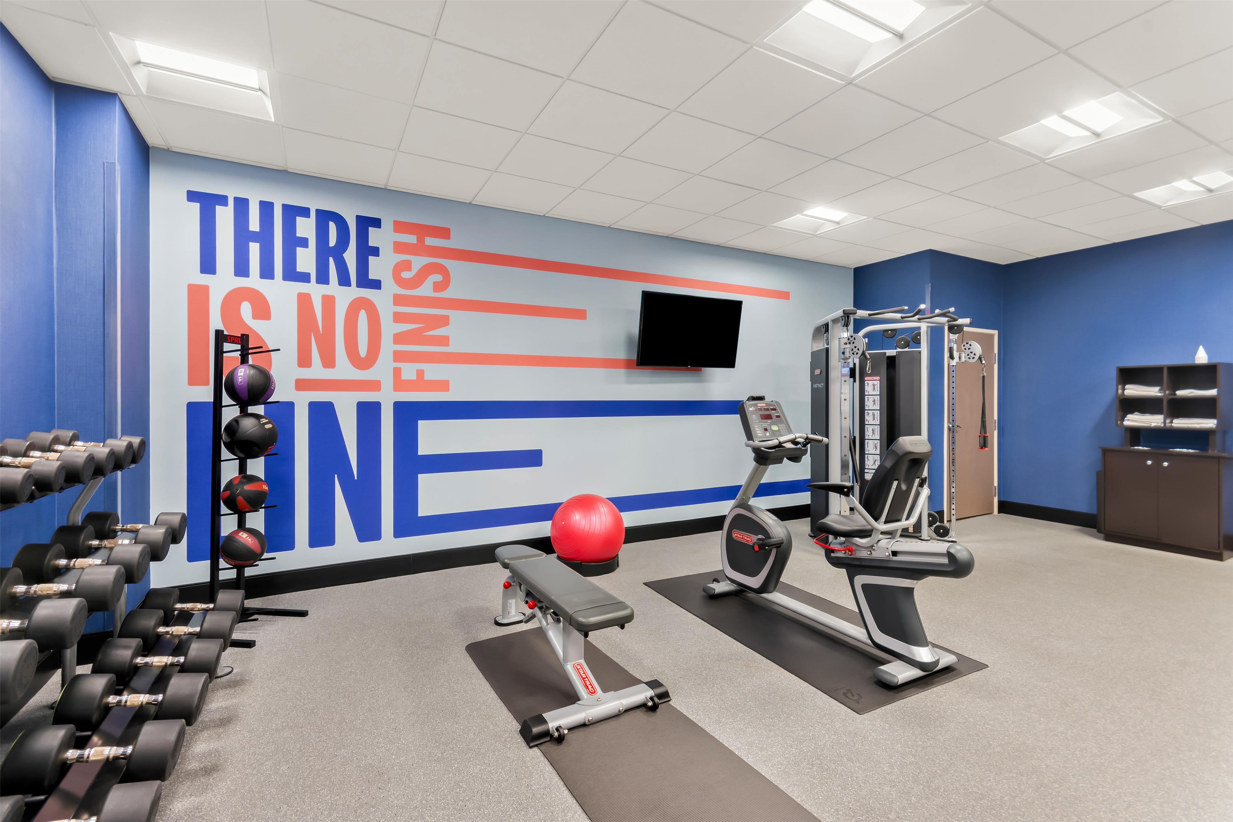 Health club fitness center gym | Hampton Inn & Suites Pensacola/I-10 Pine Forest Road