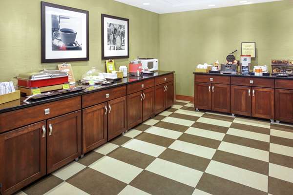 Amenities - Hampton Inn Portage - I-94, Exit 19