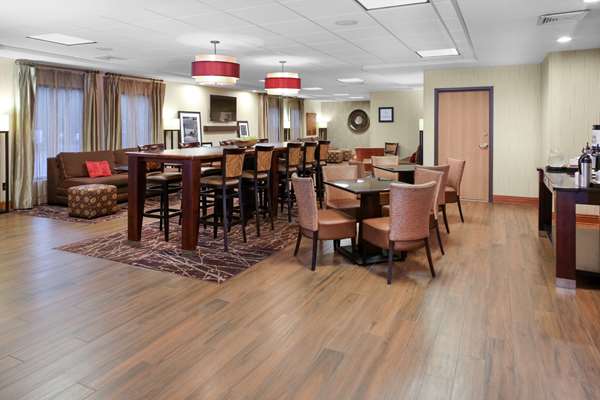 Amenities - Hampton Inn Portage - I-94, Exit 19