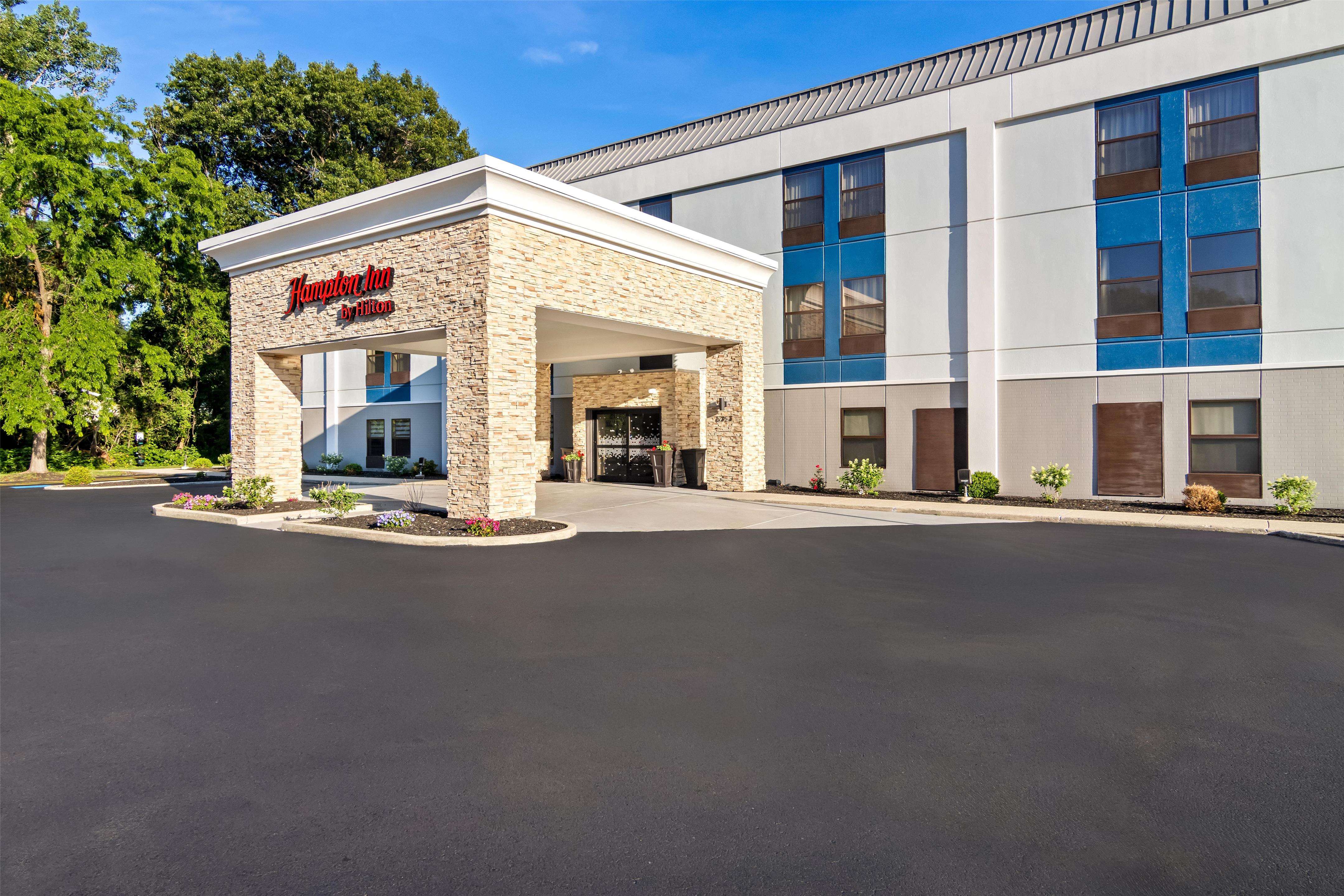 Exterior | Hampton Inn Portage