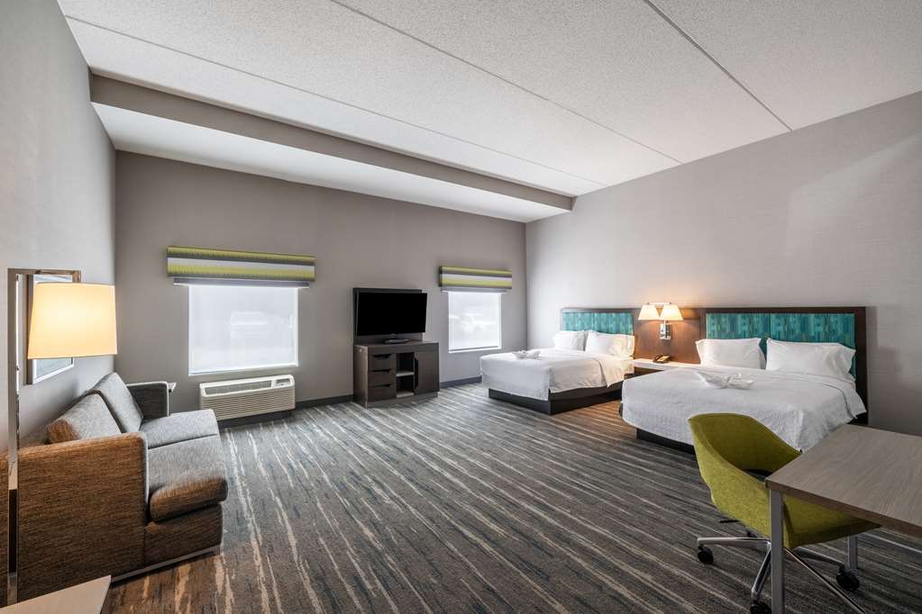 Hampton Inn & Suites by Hilton Poughkeepsie Room Type - 2QNS ACC RI SHWR STUDIO NS