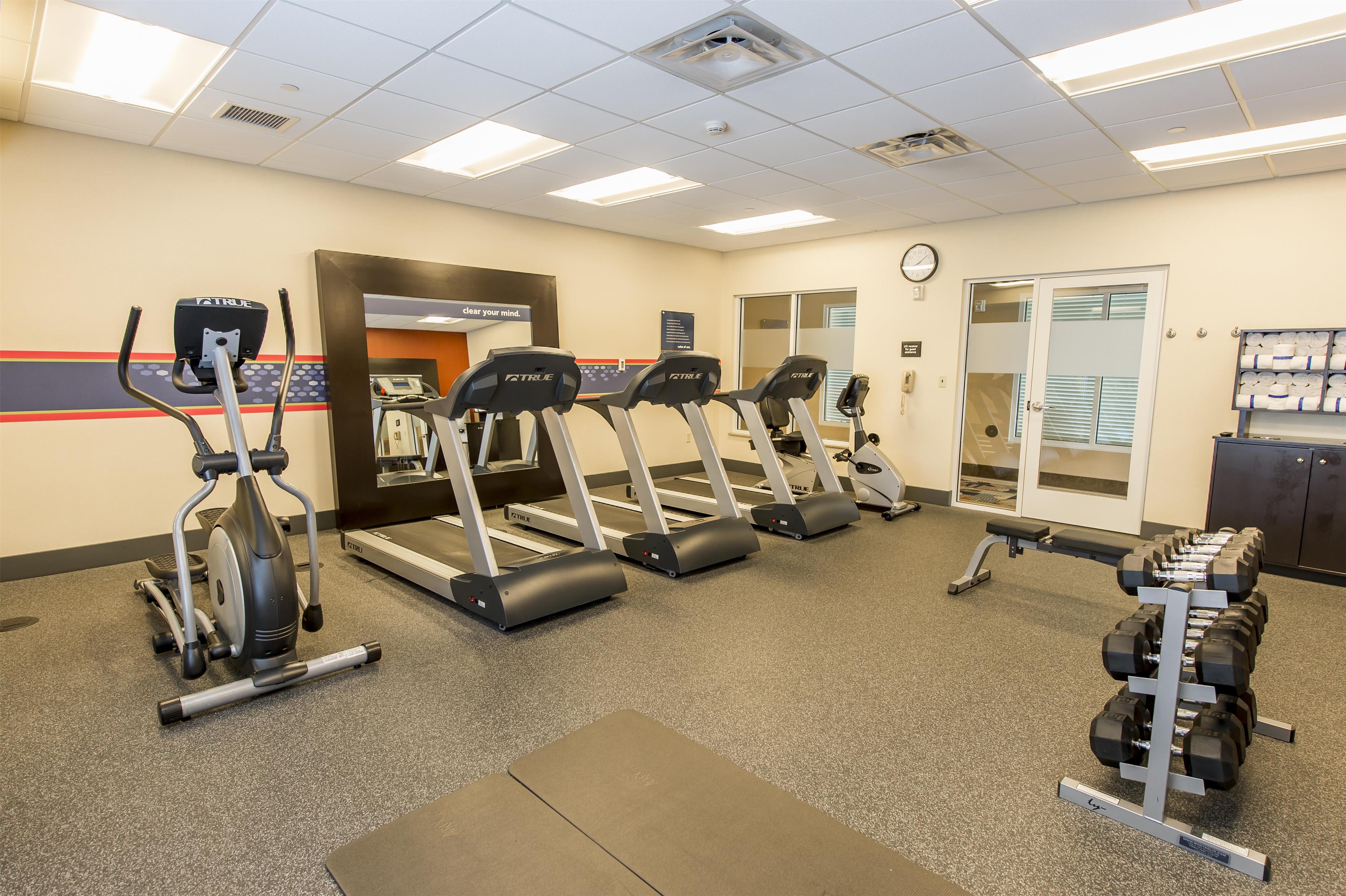 Health club fitness center gym | Hampton Inn Presque Isle Maine
