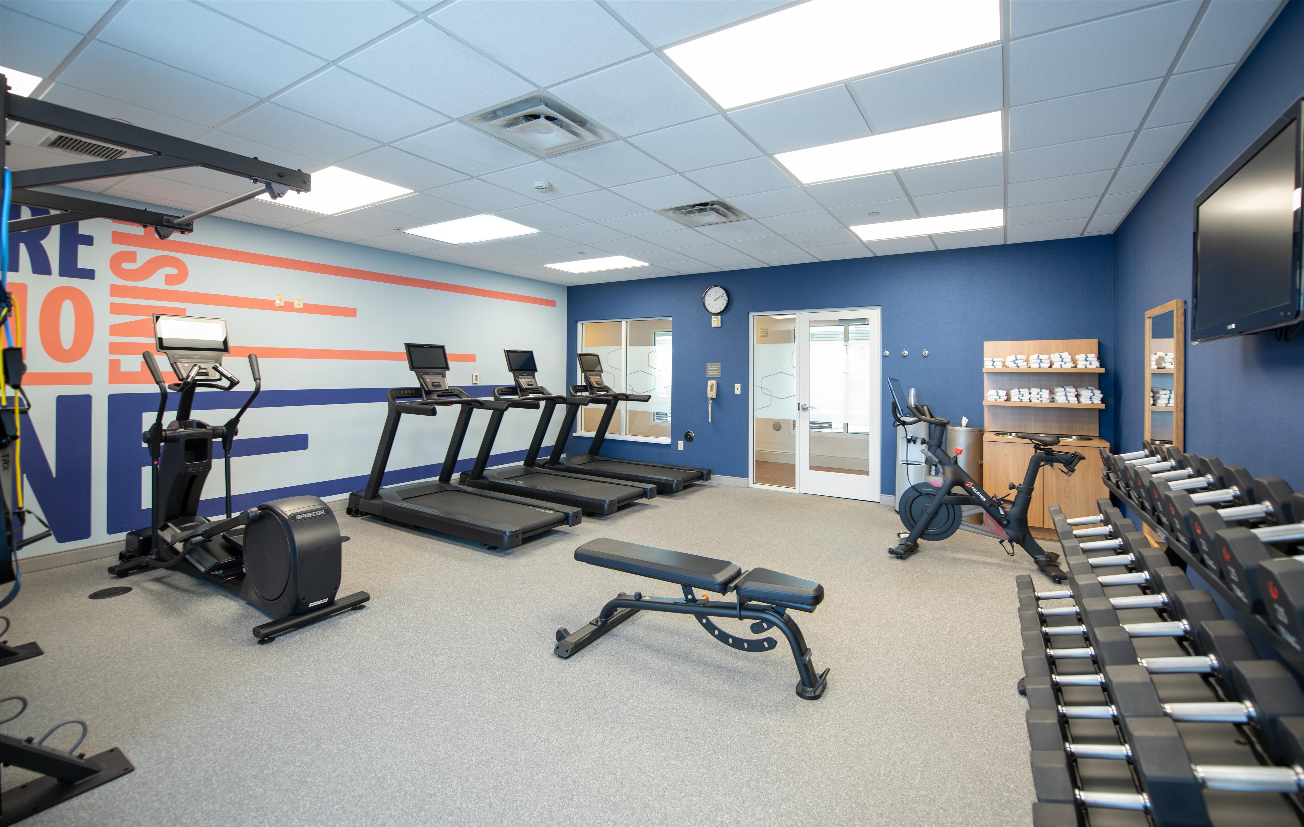 Health club fitness center gym | Hampton Inn Presque Isle Maine
