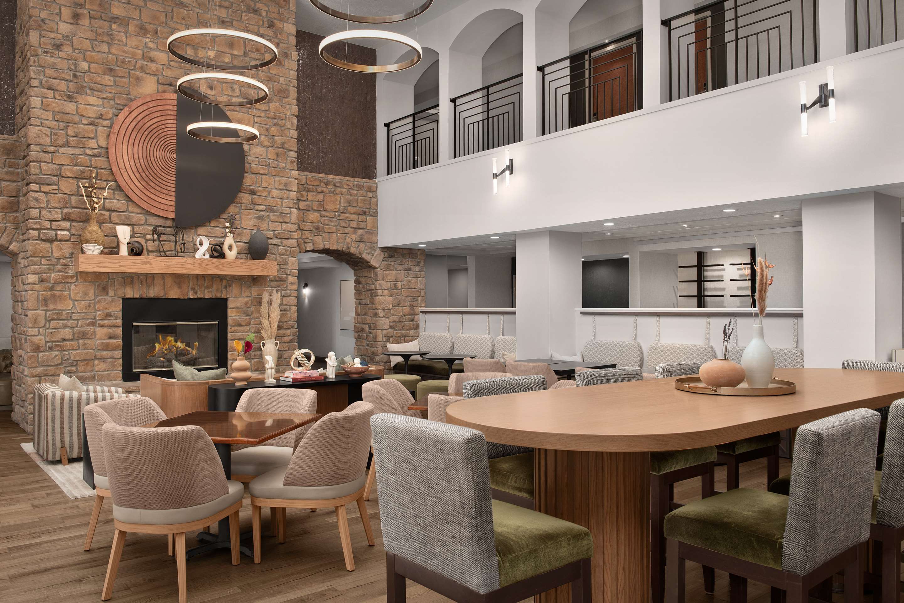 Lobby | Hampton Inn & Suites Paso Robles