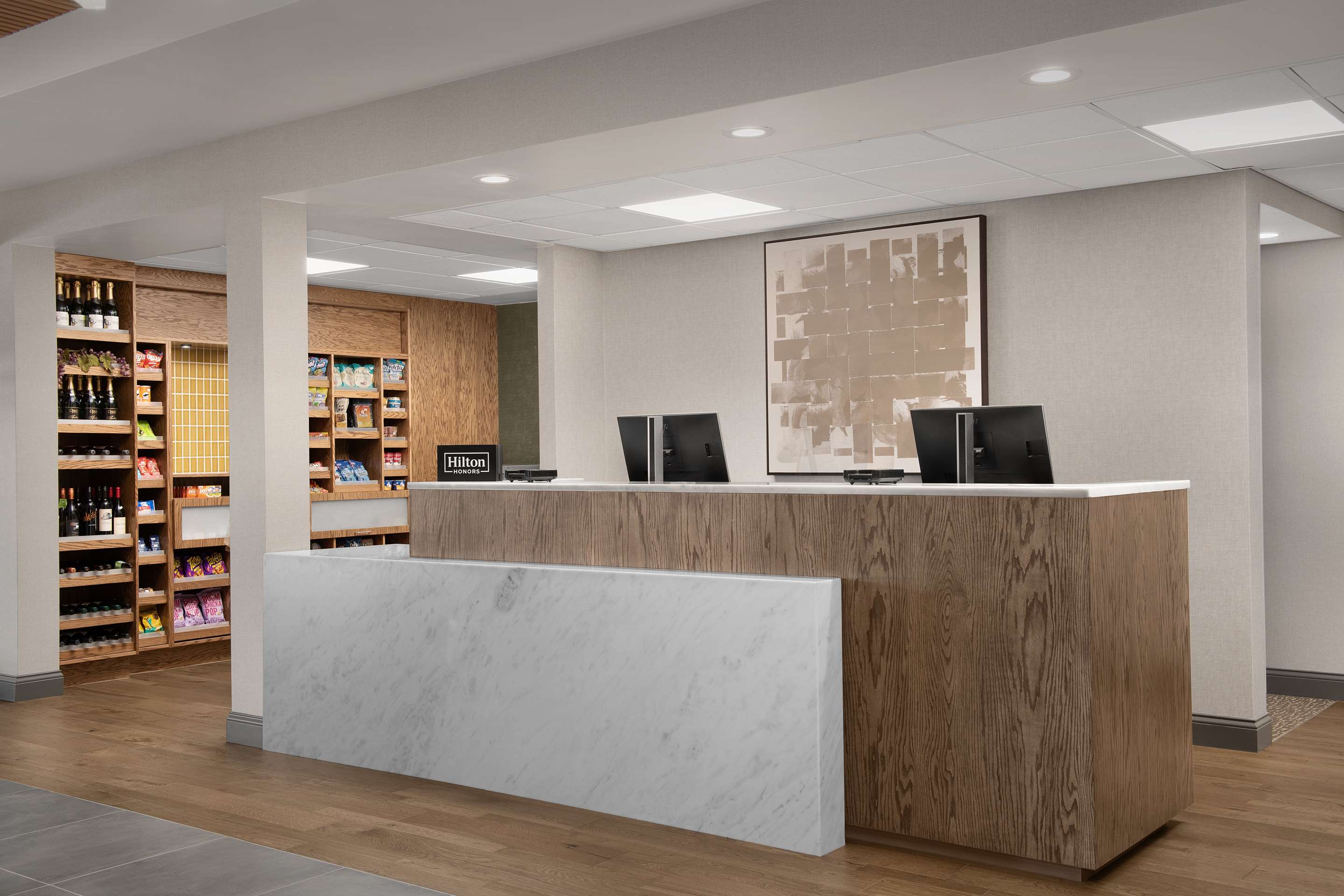 Reception | Hampton Inn & Suites Paso Robles