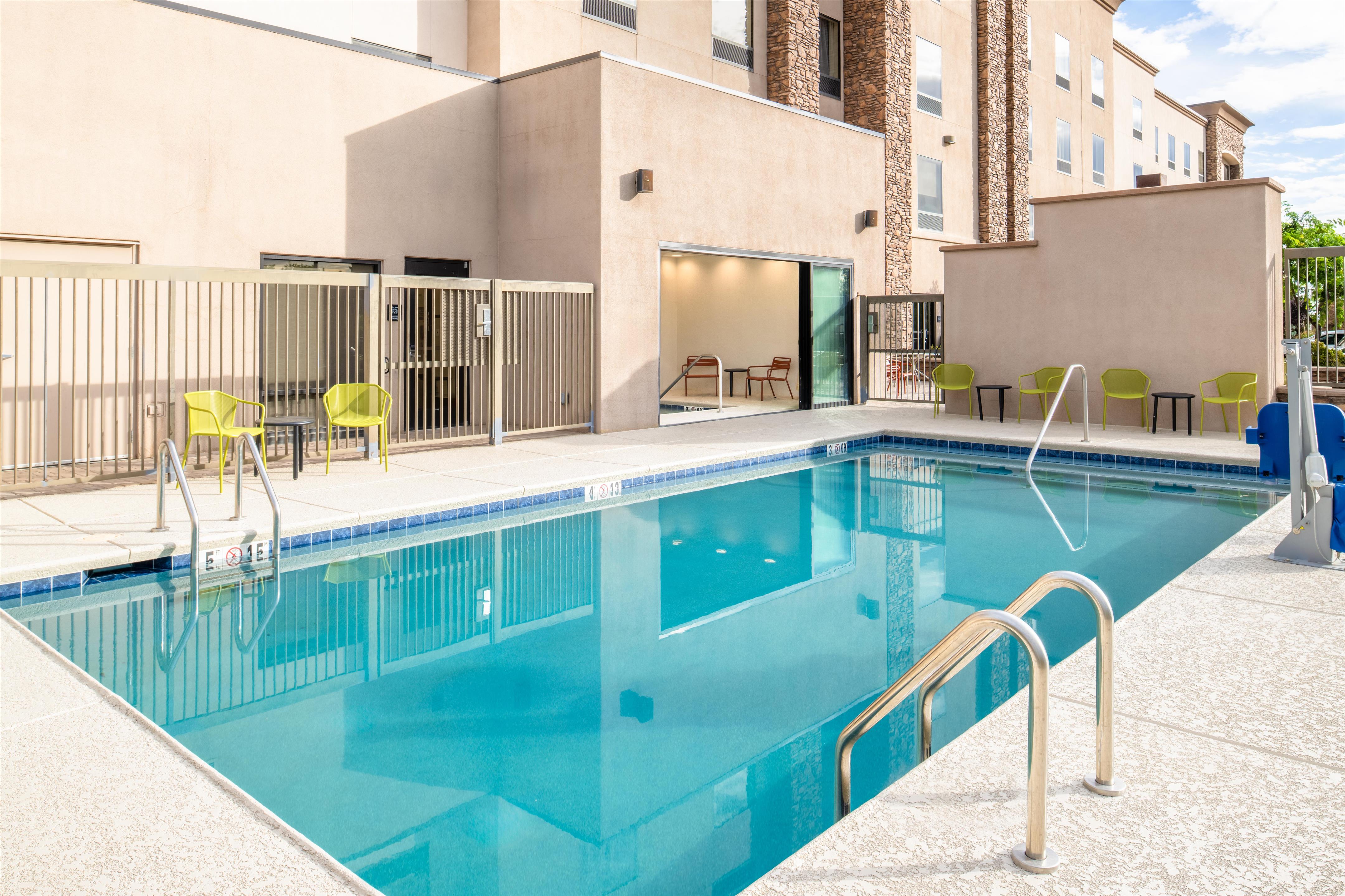 Pool | Hampton Inn & Suites Prescott Valley