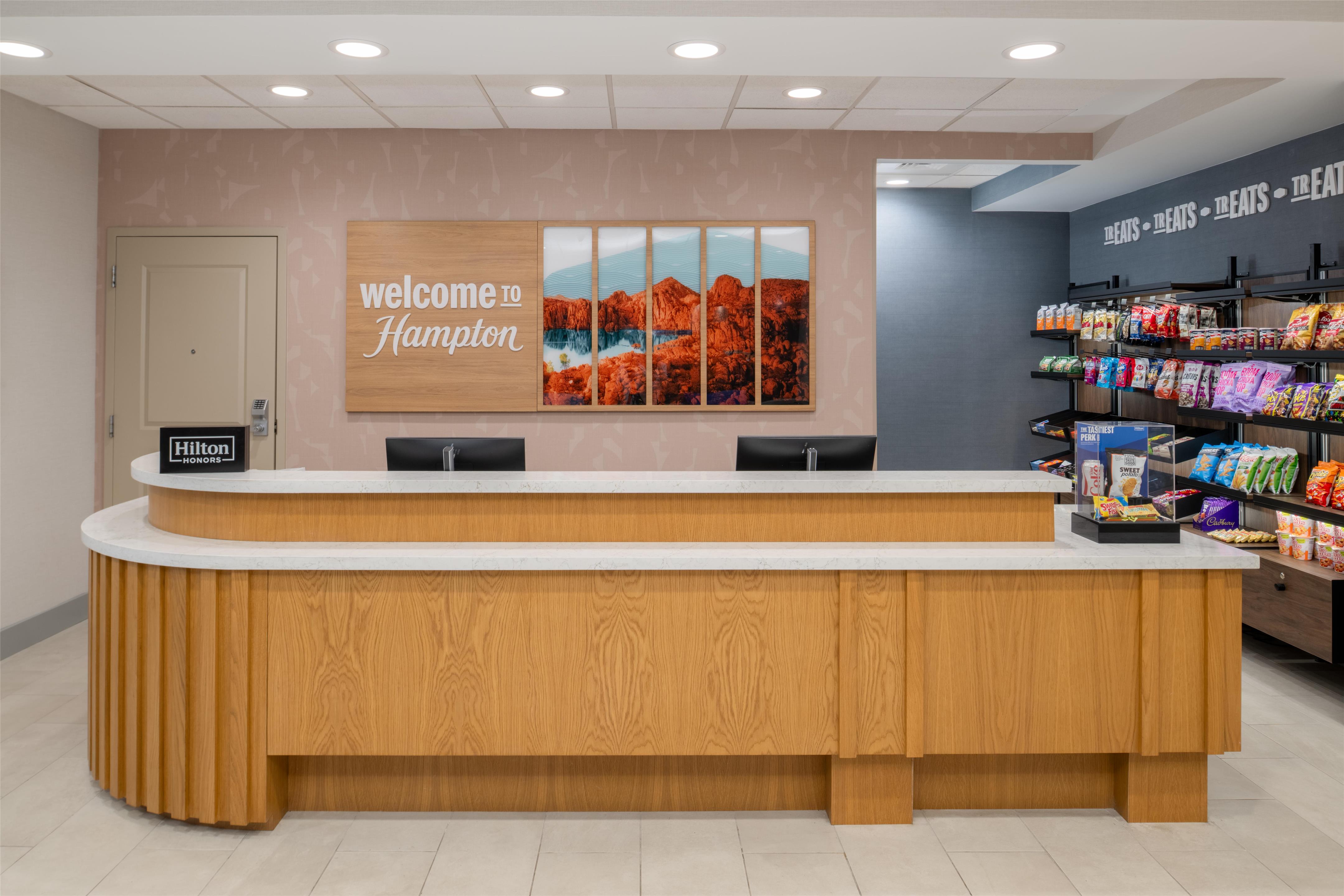Reception | Hampton Inn & Suites Prescott Valley